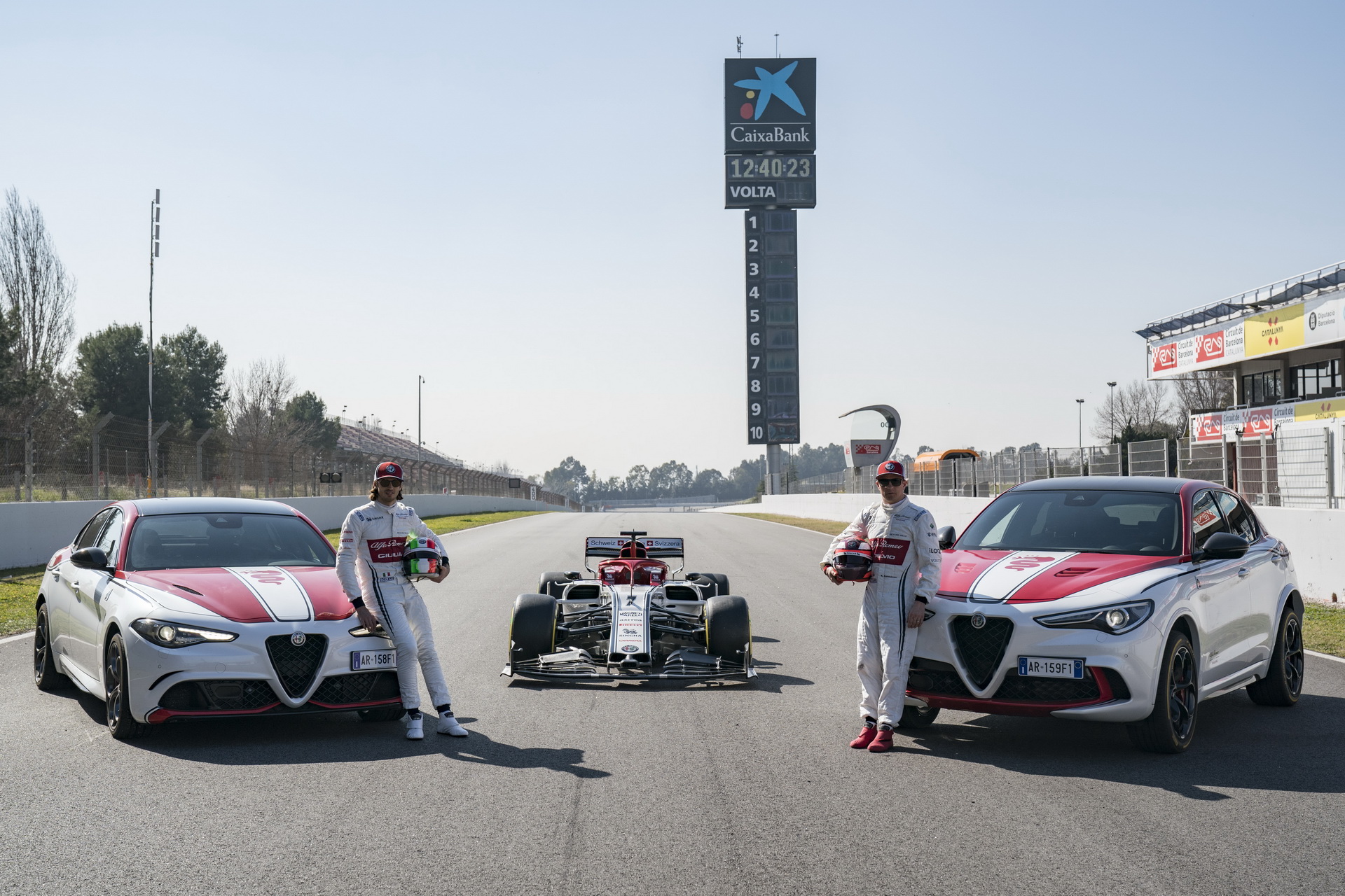 alfa romeo giulia stelvio qv racing 23 Alfa Romeo Giulia And Stelvio QV Racing Editions Reflect Bond With F1