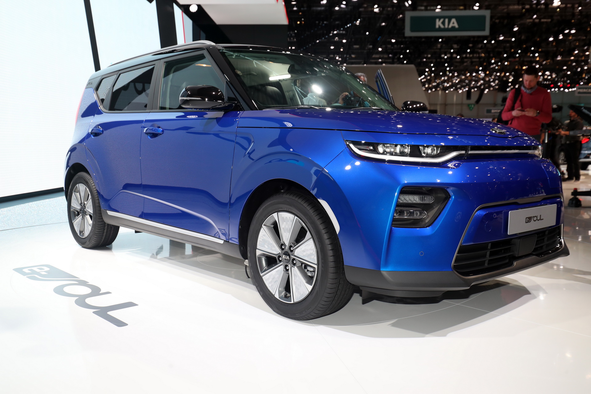 2019-Kia-E-Soul-01 Kia To Launch e-Soul In Europe This Month With Up To 280 Miles Of Range