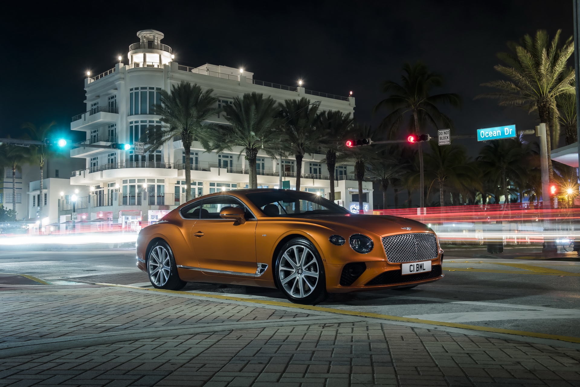 bentley continental gt v8 launched 7 Bentley Unveils Continental GT V8 Models With 542 HP On Tap