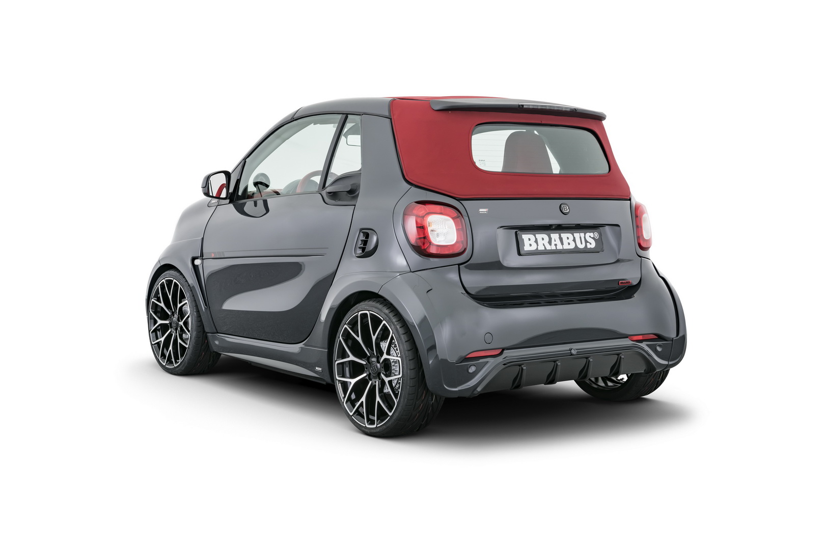 2019 brabus ultimate e shadow edition smart fortwo eq cabrio 6 Brabus Ultimate E Shadow Edition Is A €64,900 Smart ForTwo EQ!