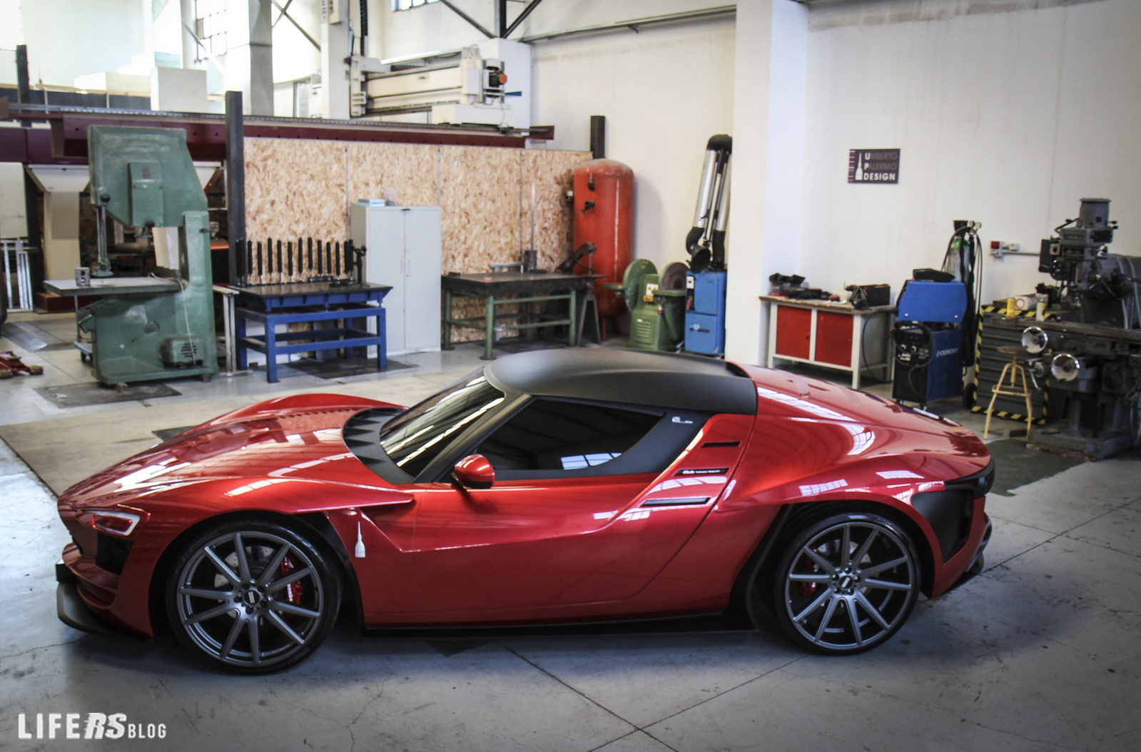 Mole-Almas-11 Mole Almas Wants To Be The New Italian Supercar Kid On The Block