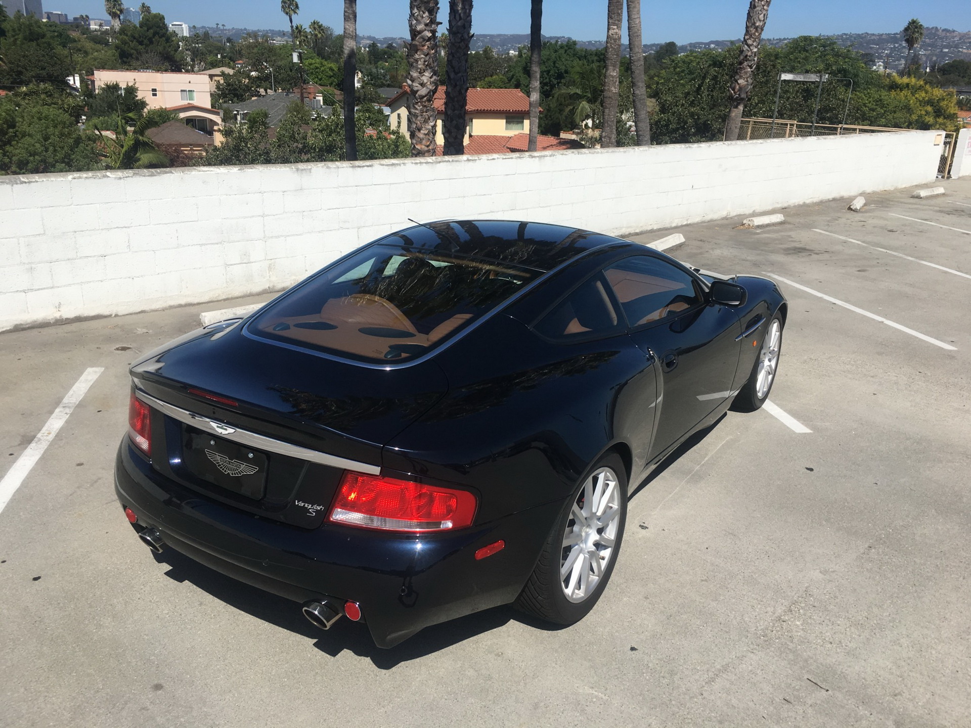 2006 aston martin vanquish s bat auction 28 2006 Aston Martin Vanquish S Rocks BMW Carbon Black Paint