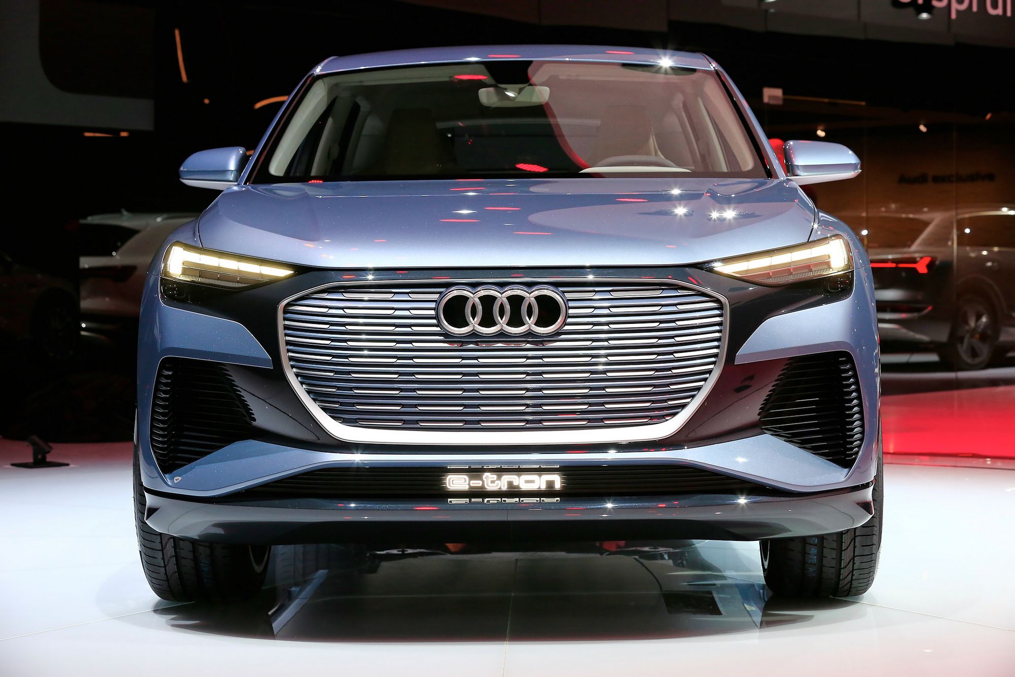 Audi-Q4-e-tron-Concept-30 Audi Q4 e-Tron Concept Previews Upcoming All-Electric Compact SUV