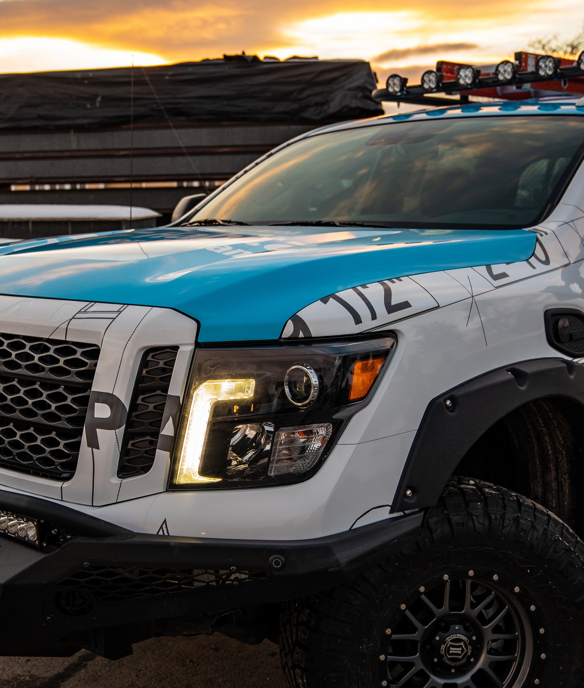 Nissan Titan Ultimate Work Truck-5 Nissan Ultimate Work Titan Is A One-Off Truck For Home Builders