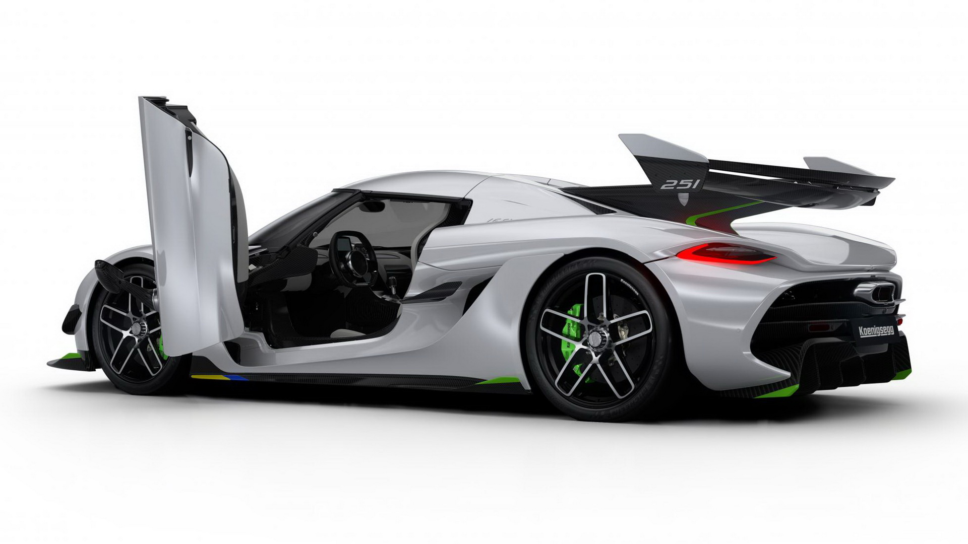 Koenigsegg-Jesko-04 Koenigsegg Stuns The World With New 300MPH Jesko Hypercar