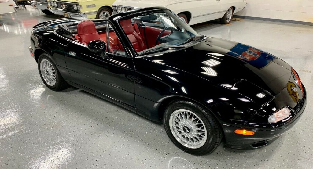  This 9K-Mile 1993 Mazda MX-5 Has To Be One Of The Nicest NAs Left In The USA