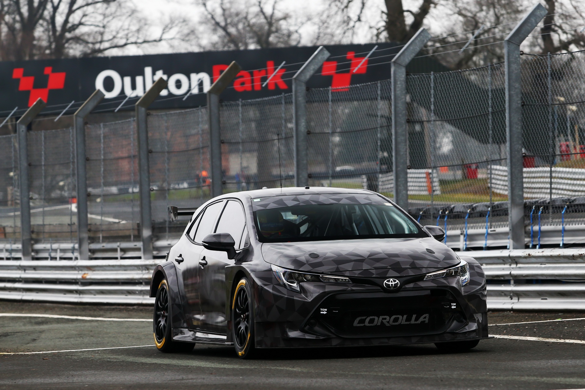 Toyota-BTCC-Corolla-Preseason-02 New Toyota Corolla Touring Race Car Makes Track Debut
