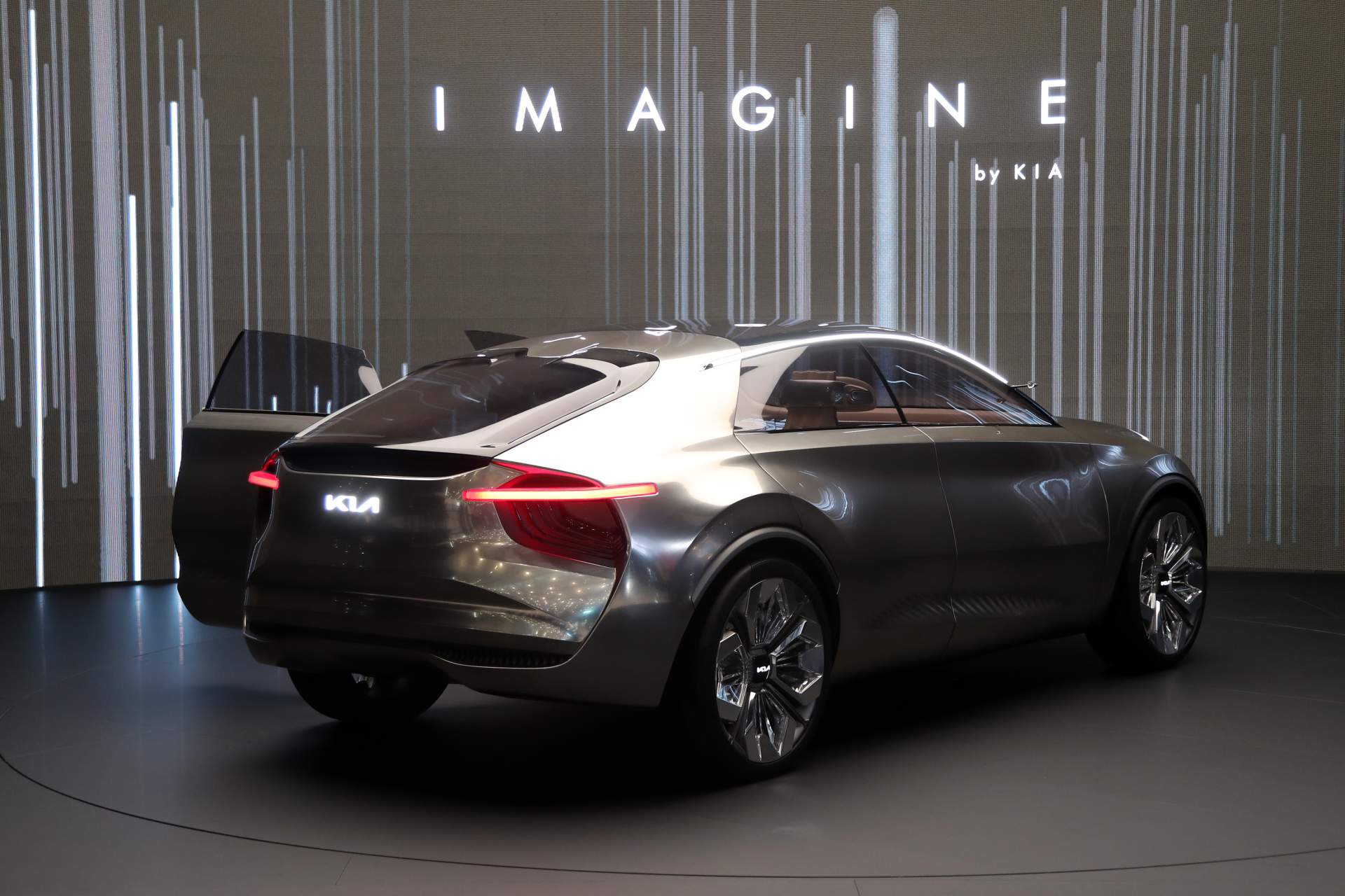 Imagine by Kia Concept at 2019 Geneva Motor Show 8 “Imagine by Kia” Concept Is Geneva’s Biggest Troll