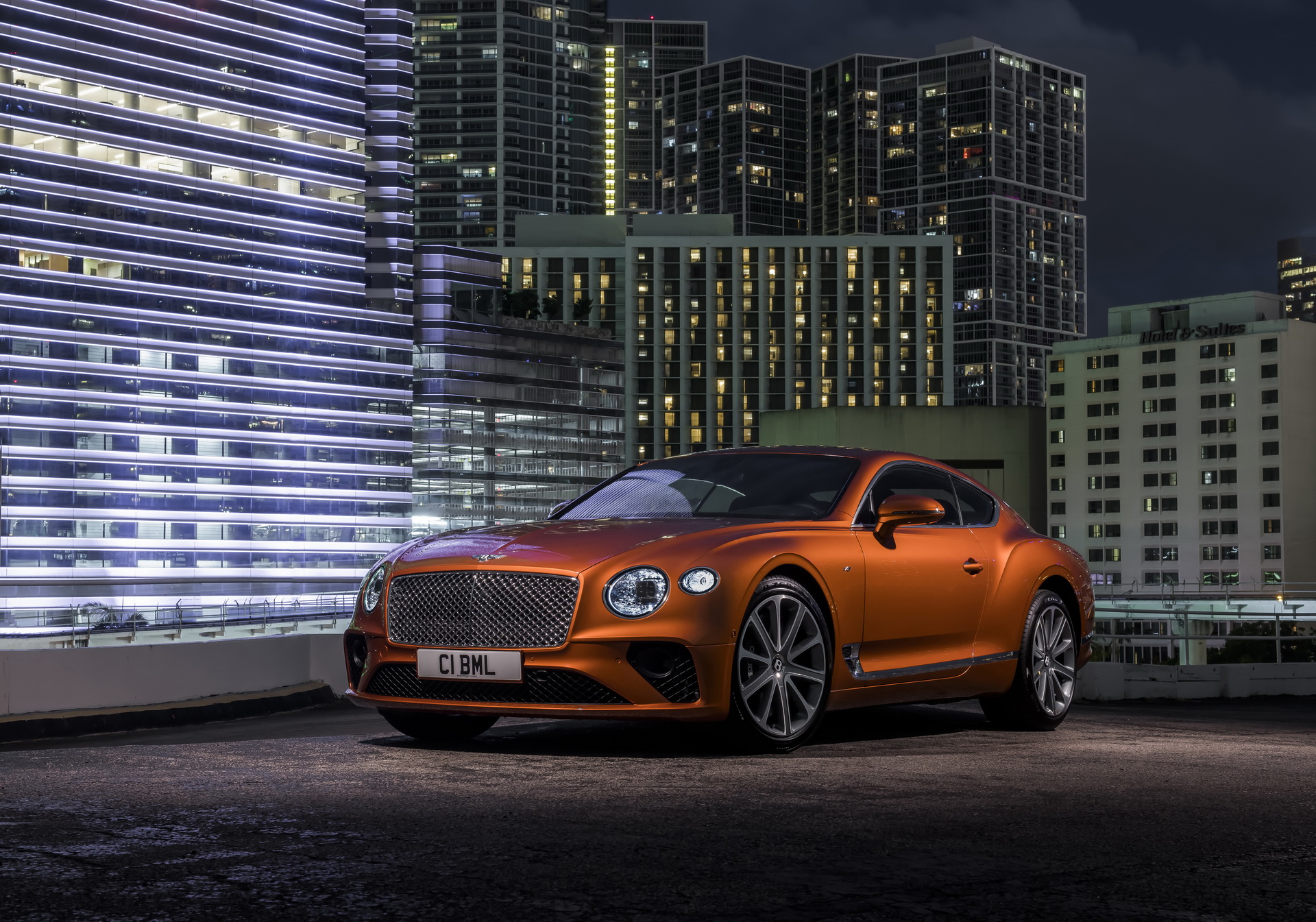 bentley continental gt v8 launched 8 Bentley Unveils Continental GT V8 Models With 542 HP On Tap
