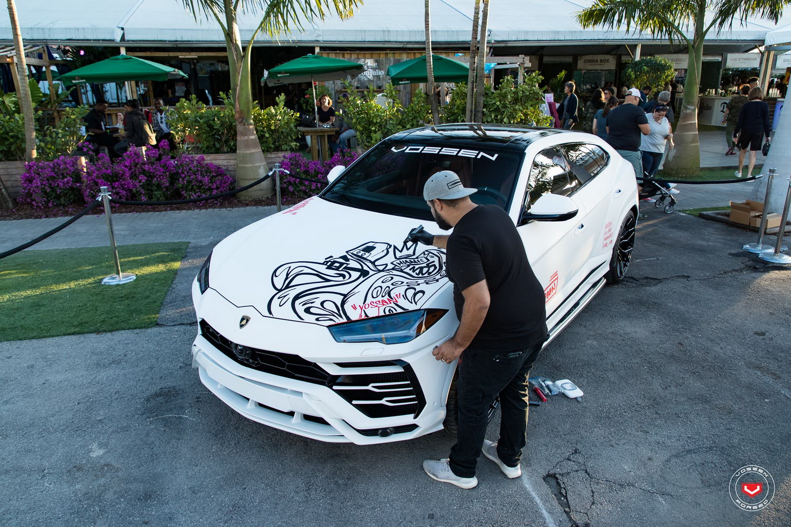 lamborghini urus art basel 16 Lamborghini Urus Gets Treated As A Blank Canvas For Art’s Sake