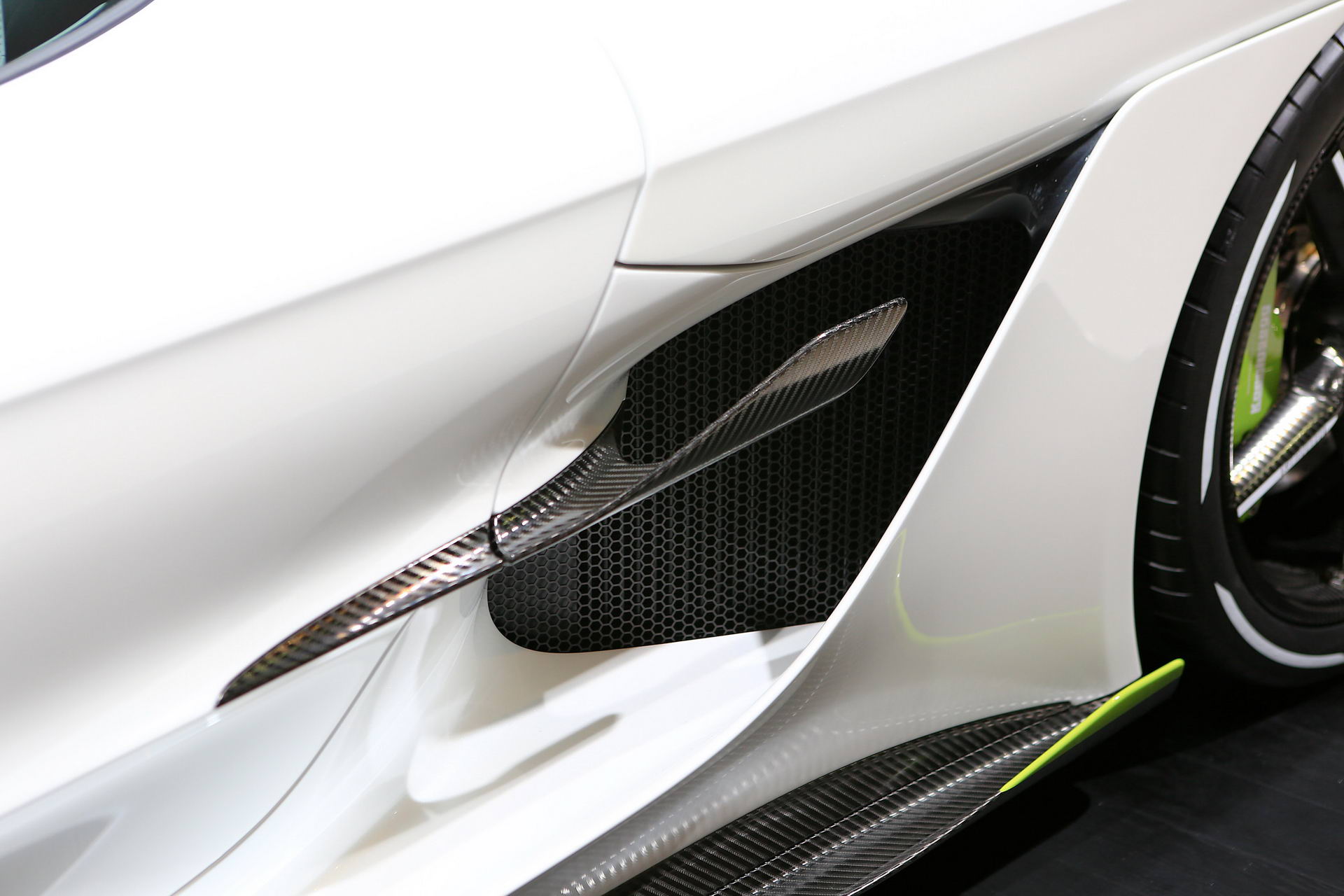 89 Christian von Koenigsegg Details The Jesko’s Innovative ‘Light Speed’ Transmission