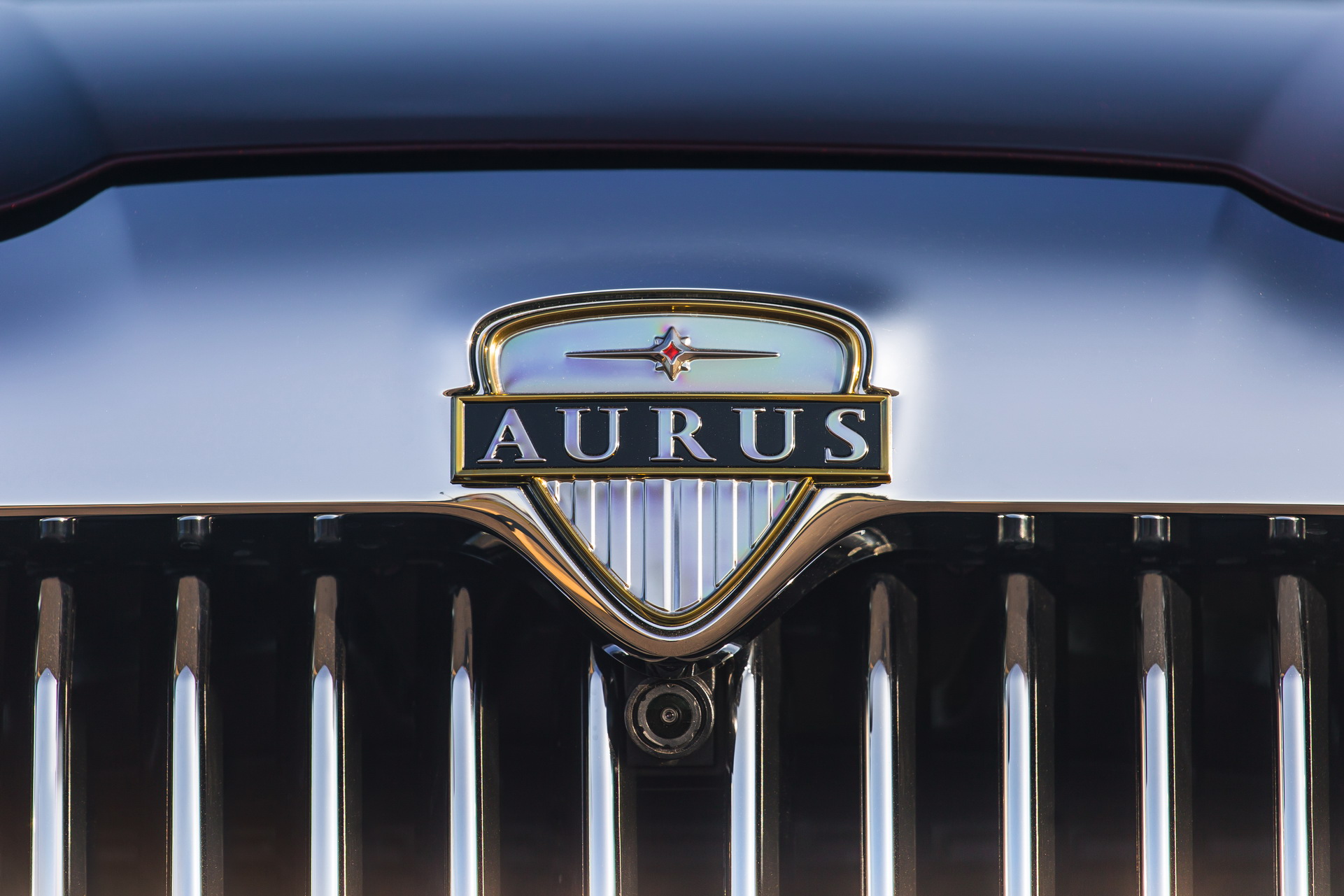 Aurus 6 Aurus Senat: Putin’s Limo Maker Makes European Debut With Sedan And Limo