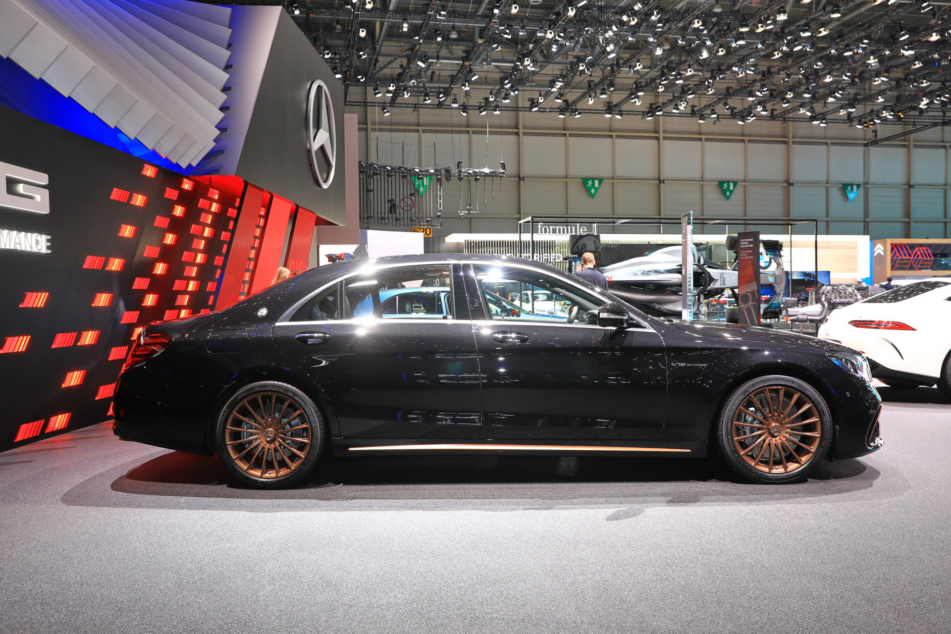 mercedes-amg s65 final edition geneva livepics 9 Mercedes-AMG S65 Final Edition Proves That Black And Bronze Looks Good
