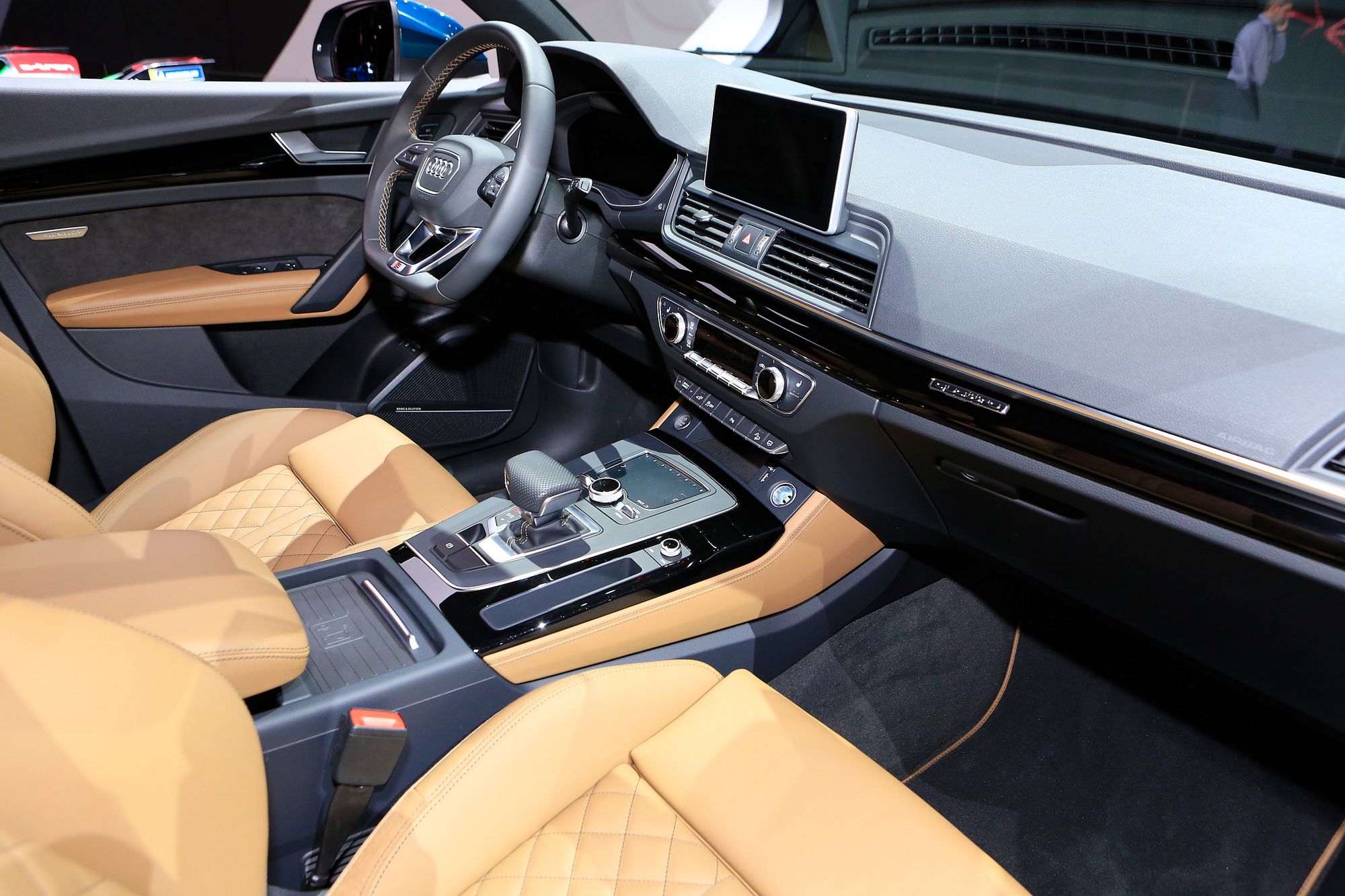 Audi-Hybrids-Geneva-39 Audi A6, A7, A8, And Q5 Bring TFSIe Plug-In Power To Geneva