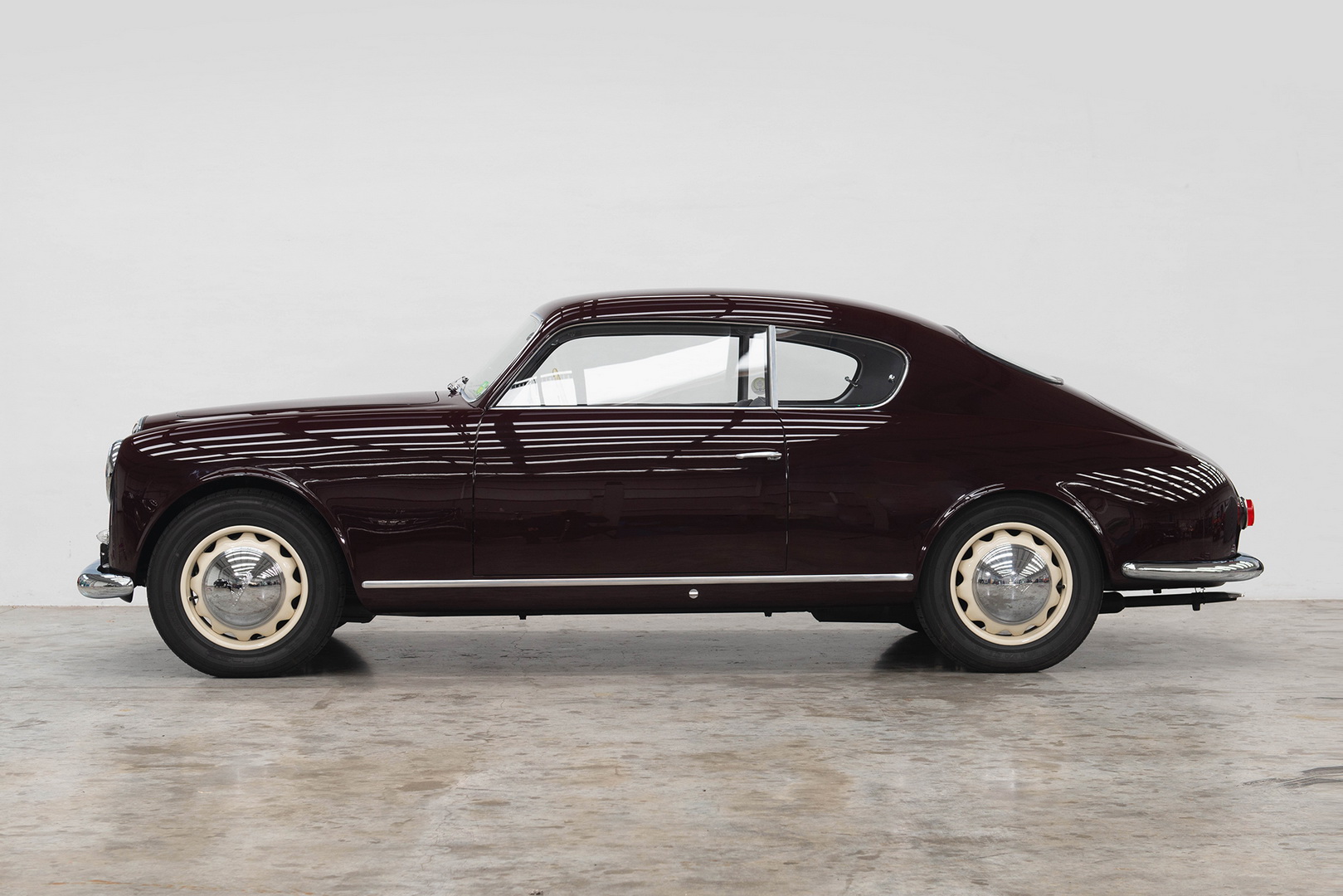 1953 lancia aurelia b20gt series iii 4 1953 Lancia Aurelia B20GT Is As Beautiful As They Come