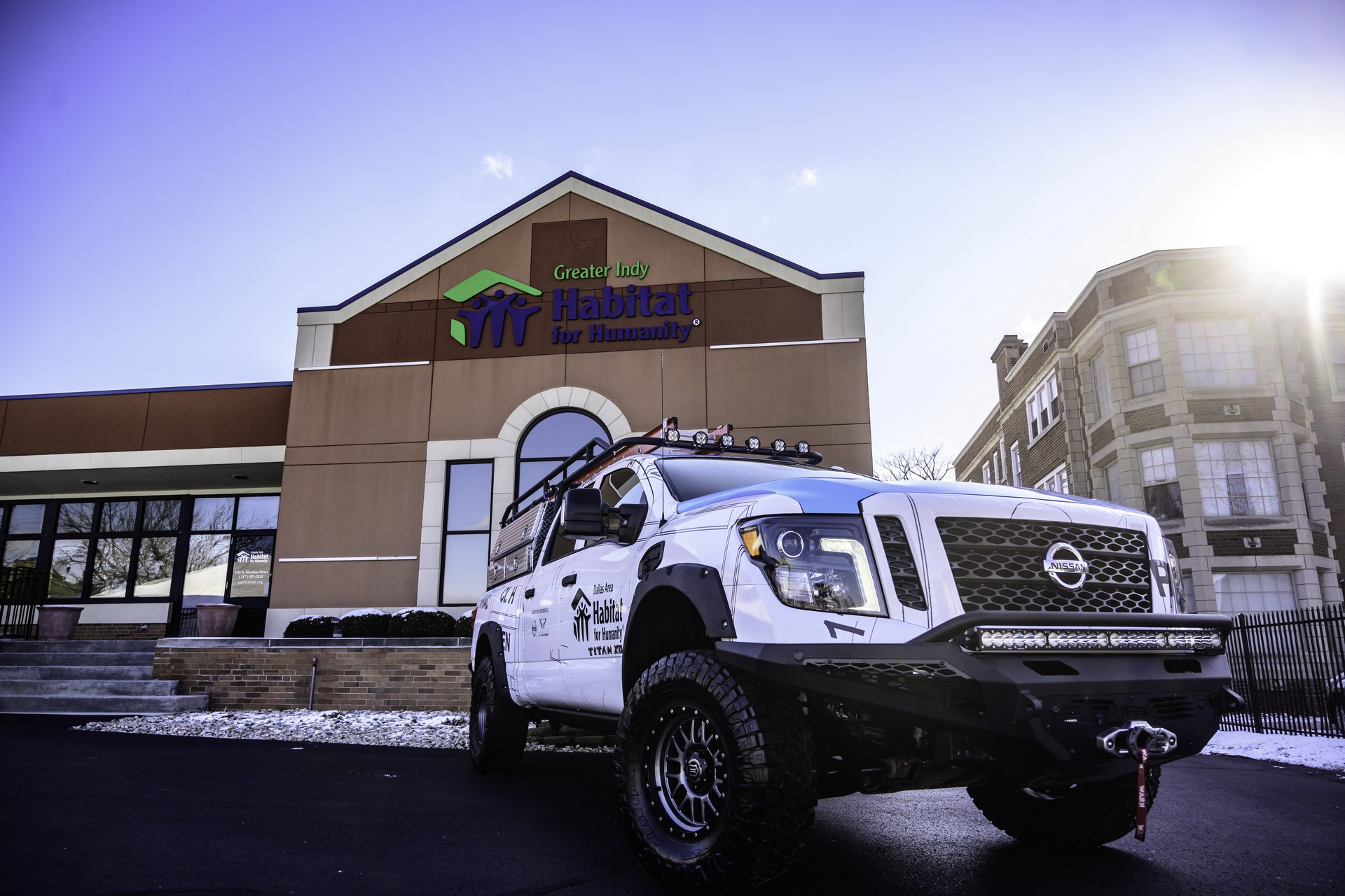 Nissan Titan Ultimate Work Truck-21 Nissan Ultimate Work Titan Is A One-Off Truck For Home Builders