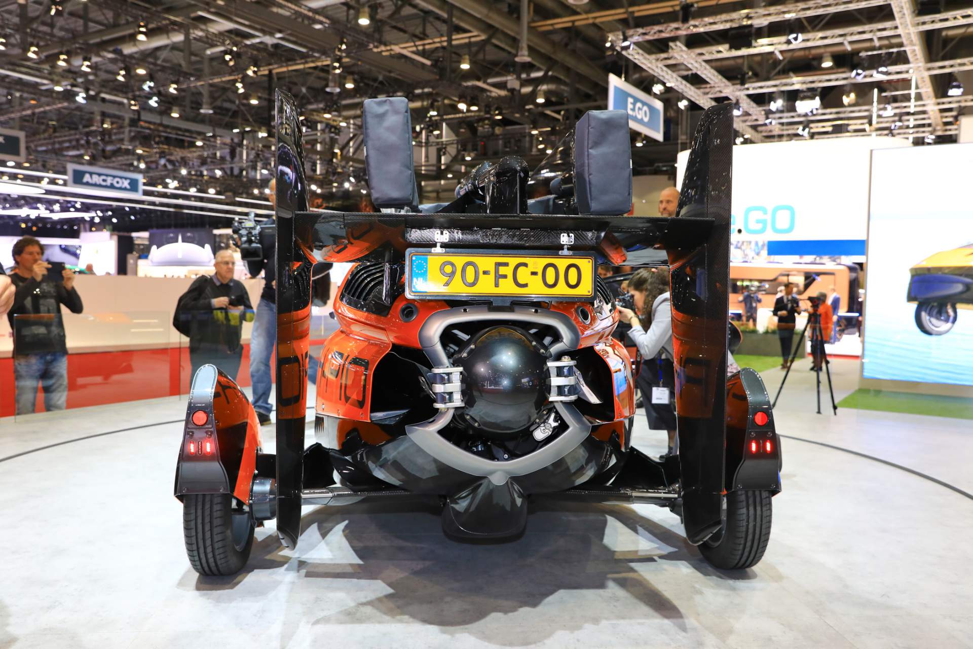 PAL-V Liberty Pioneer Edition 11 PAL-V Liberty Pioneer Edition Flying Car Will Set You Back $599,000