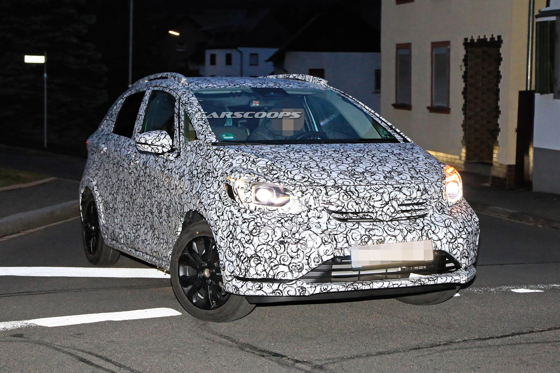 2020-Honda-Fit-10 2020 Honda Fit / Jazz Spied In Standard And Crossover Trims, Shows Off New Interior