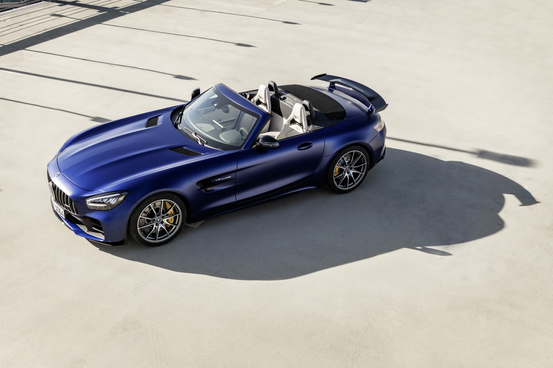 Mercedes-AMG GT R Roadster-1 Mercedes-AMG GT R Roadster Goes Official With Active Aero, 197 MPH Top Speed
