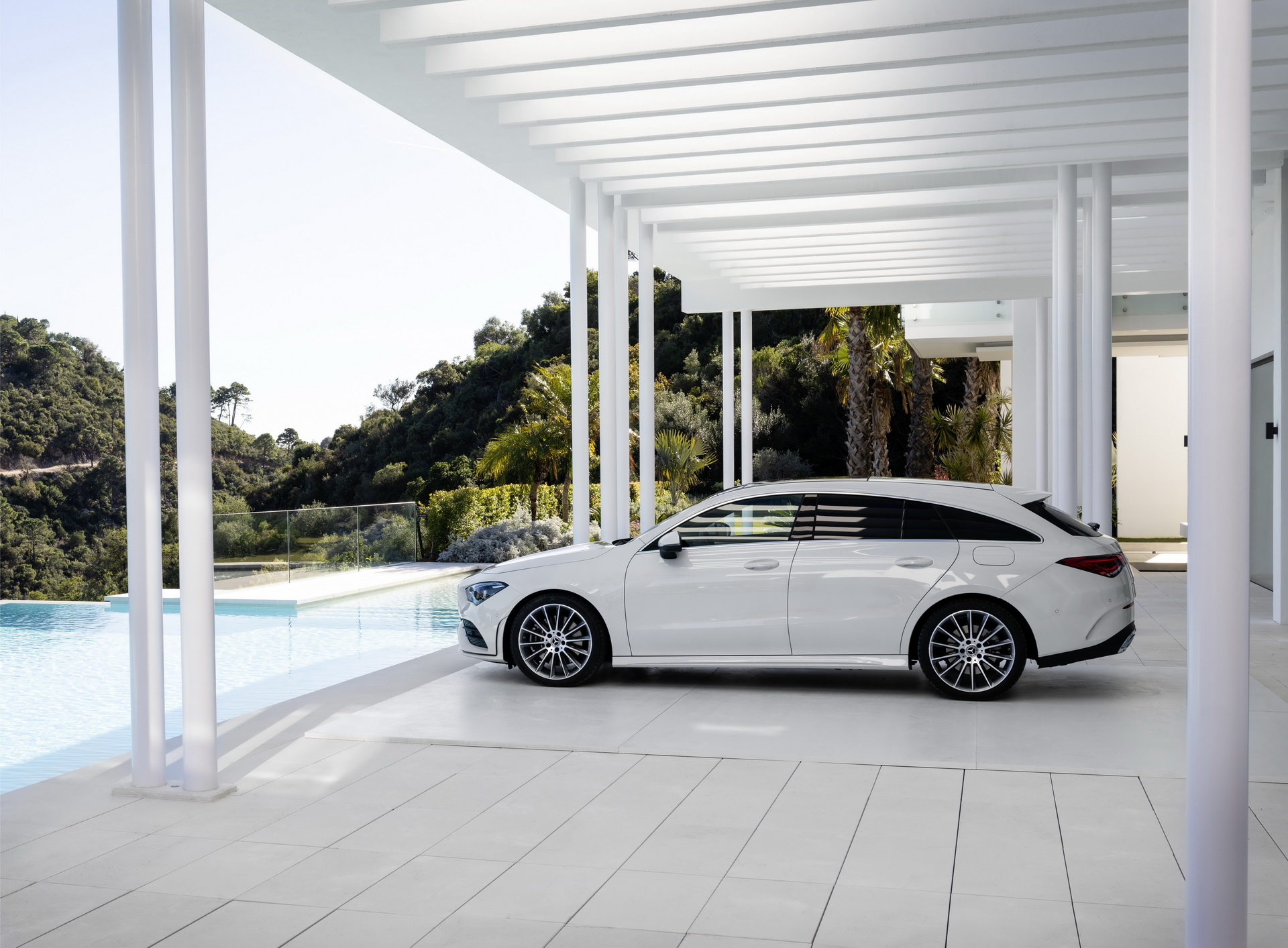 2019 mercedes cla shooting brake geneva 70 All-New Mercedes CLA Shooting Brake Blends Practicality With Sensual Purity