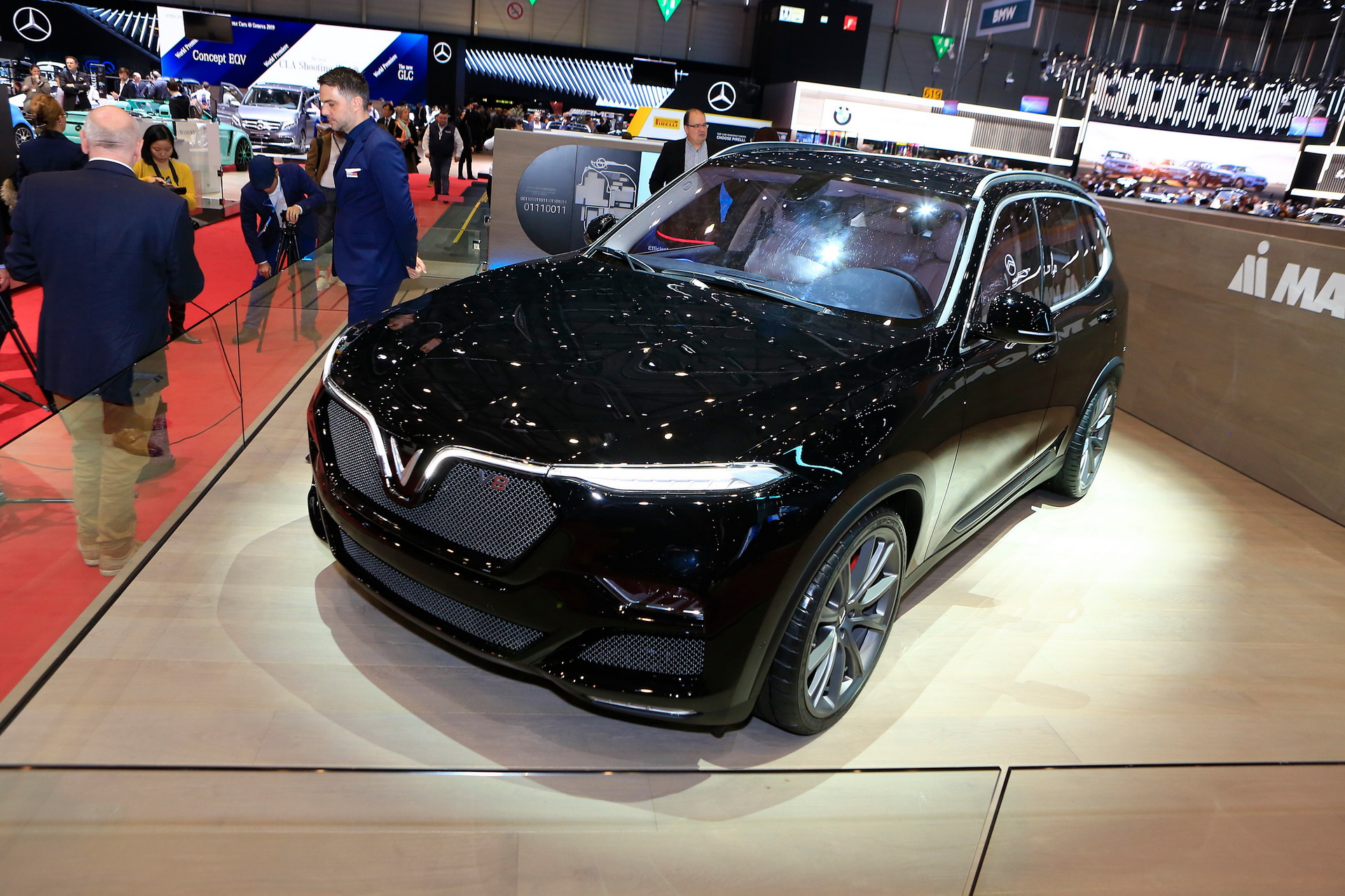 VinFast-Lux-V8-10 Vinfast Lux V8 Is A Posh 455HP Vietnamese SUV That Can Hit 186MPH