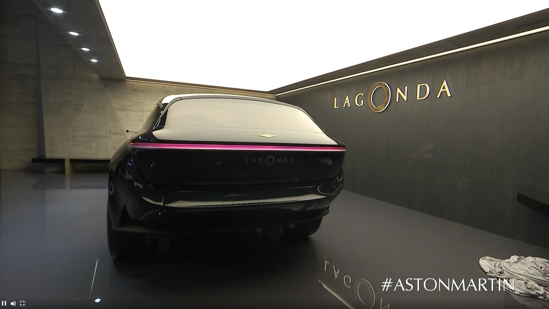 2019 aston martin lagonda all terrain concept 2 Lagonda All-Terrain Electric SUV Concept Is A Photographer’s Nightmare