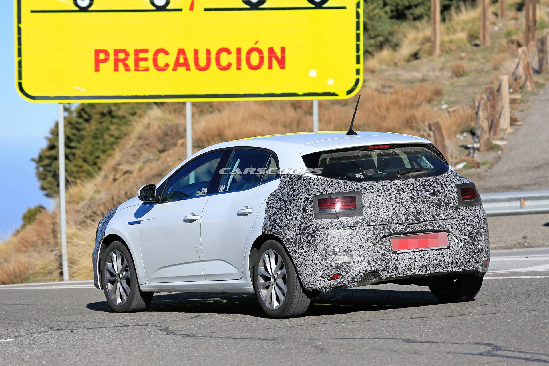 2020 Renault Megane facelift spy shots 19 2020 Renault Megane Is Up For A Facelift And It’s Coming To Frankfurt Show