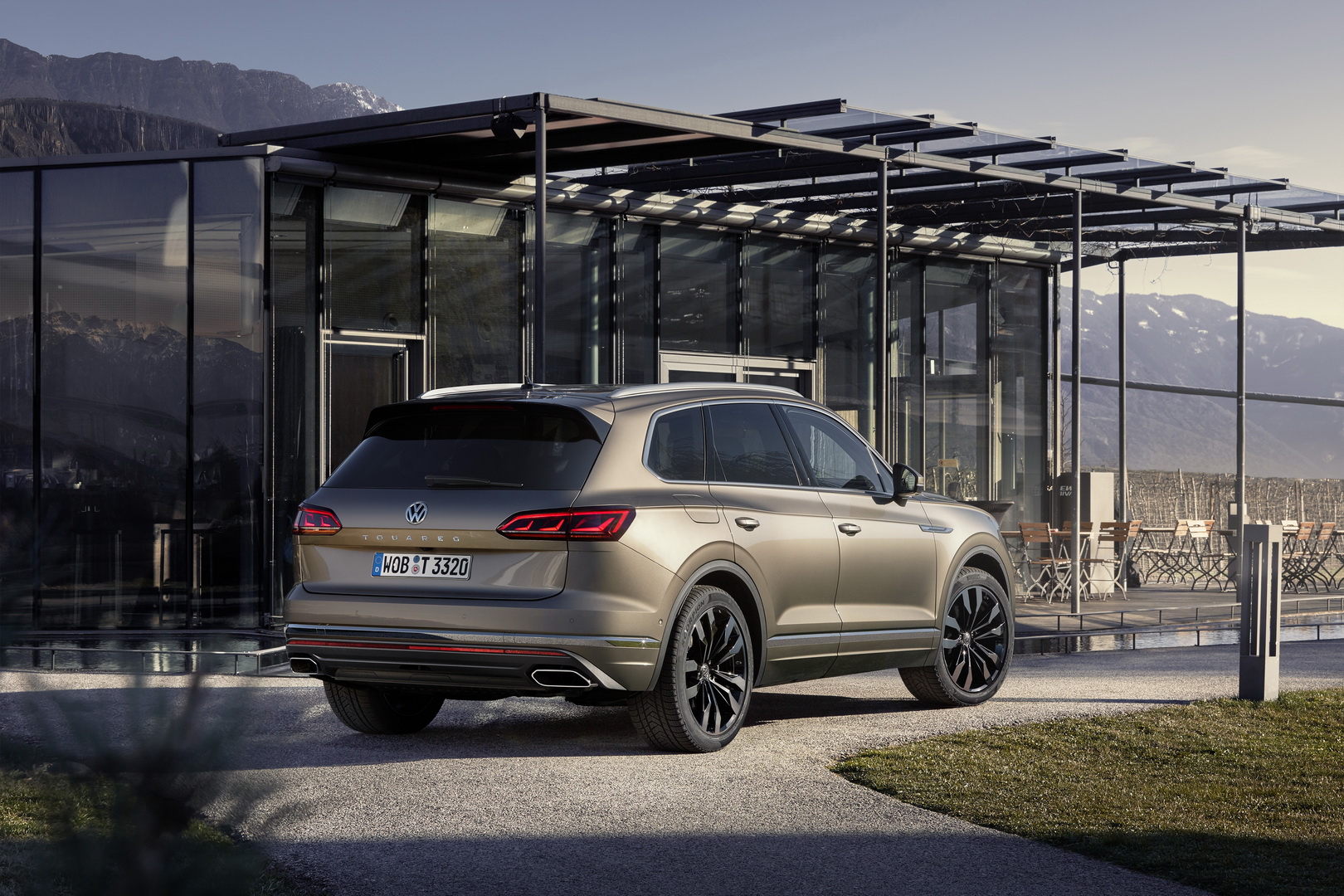 2019 vw touareg v8 tdi 5 Range-Topping 415 HP Touareg Is Last Volkswagen To Get A V8 Diesel