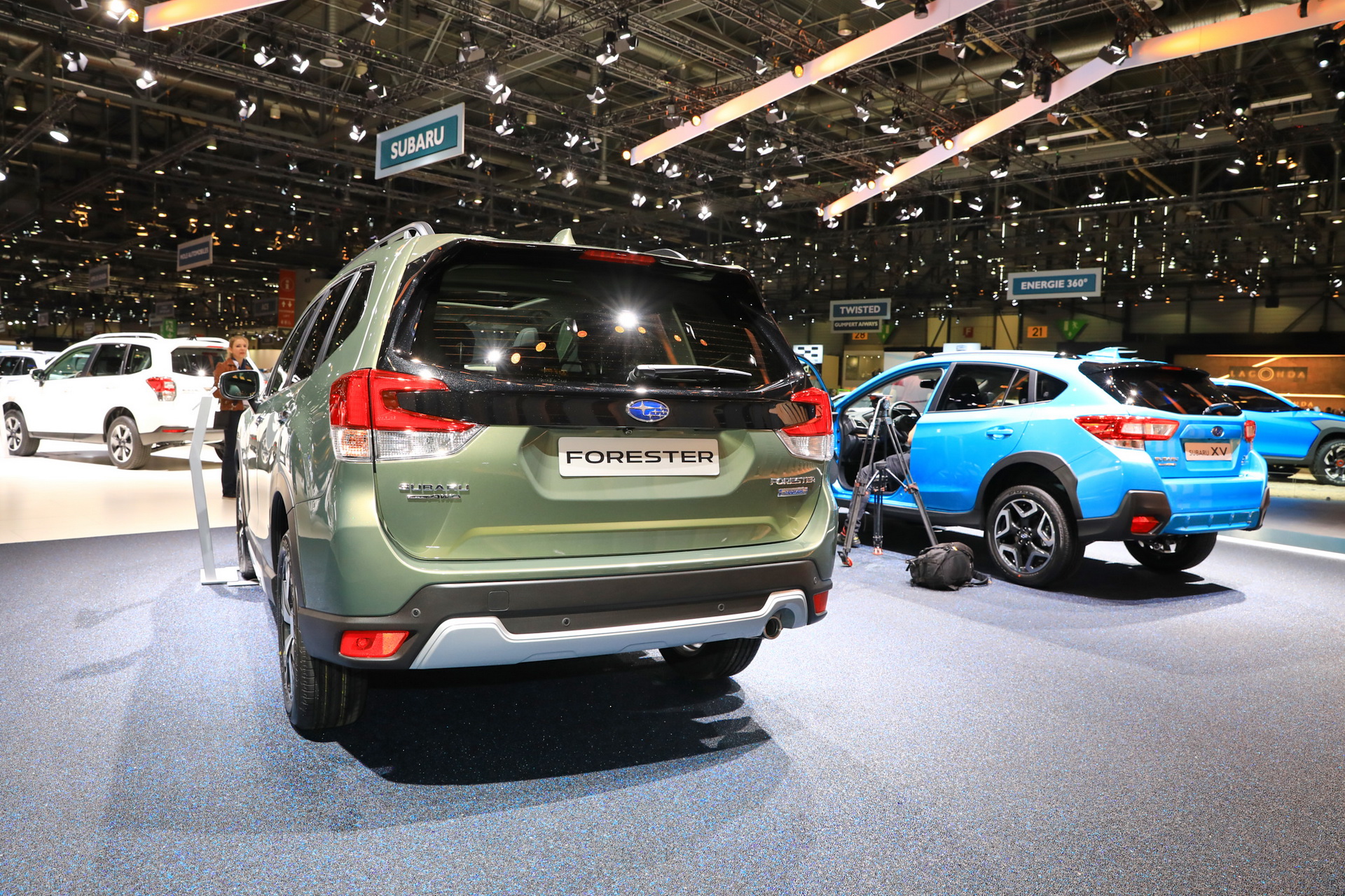 2020-Subaru-Forester-eBoxer-10 New Subaru Forester eBoxer Debuts Mild Hybrid Powertrain