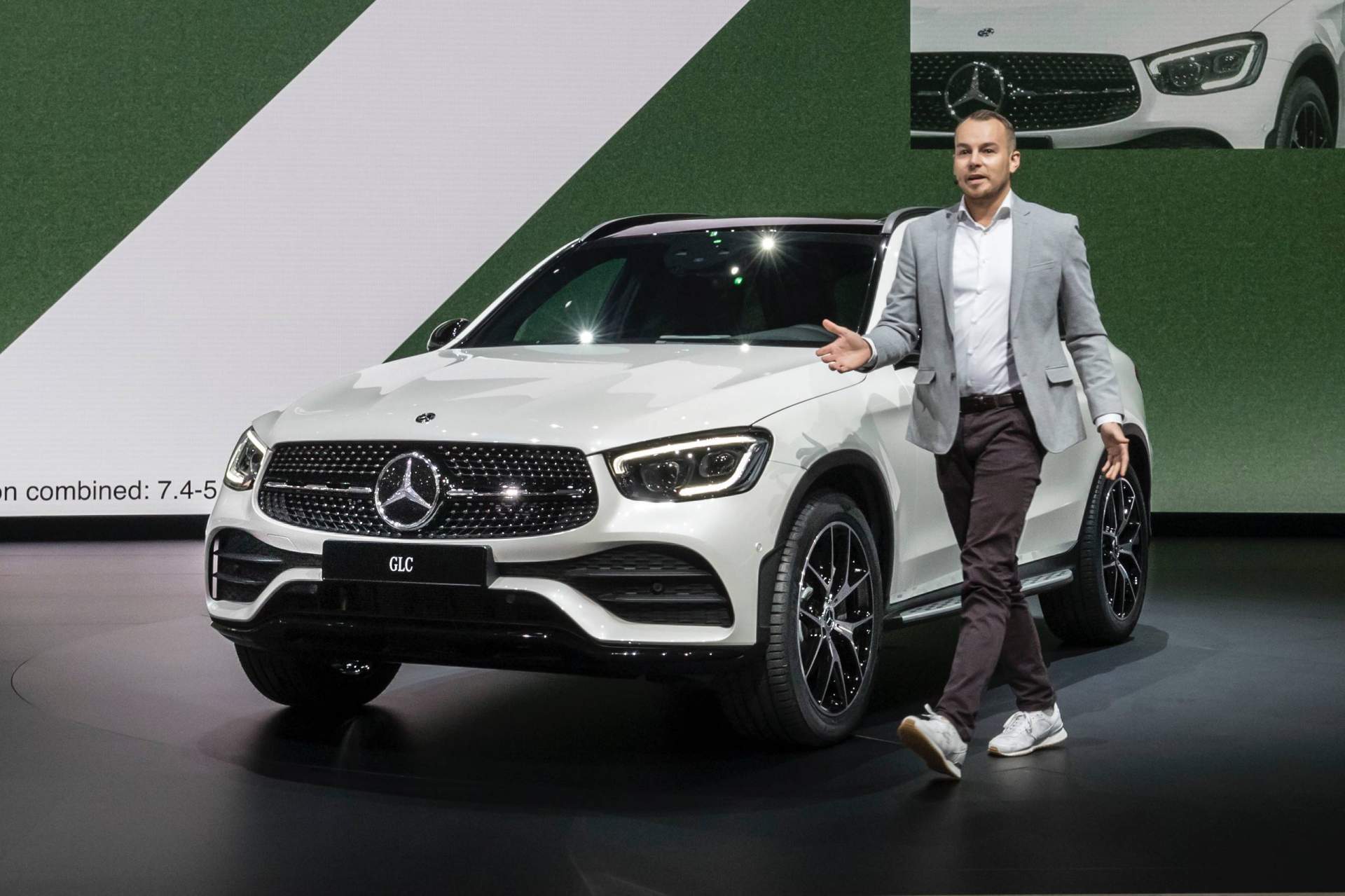 Mercedes-Benz GLC facelift at 2019 Geneva Motor Show 13 2020 Mercedes GLC Facelift Is A Firm Believer Of ‘If It Ain’t Broke, Don’t Fix It’