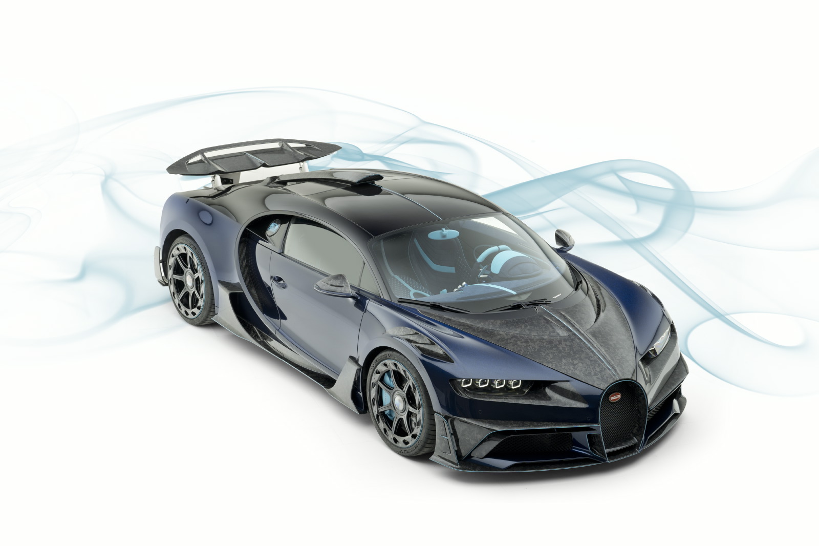 Mansory-Bugatti-Chiron-3 Mansory Tries To Improve The Bugatti Chiron By Adding More Carbon