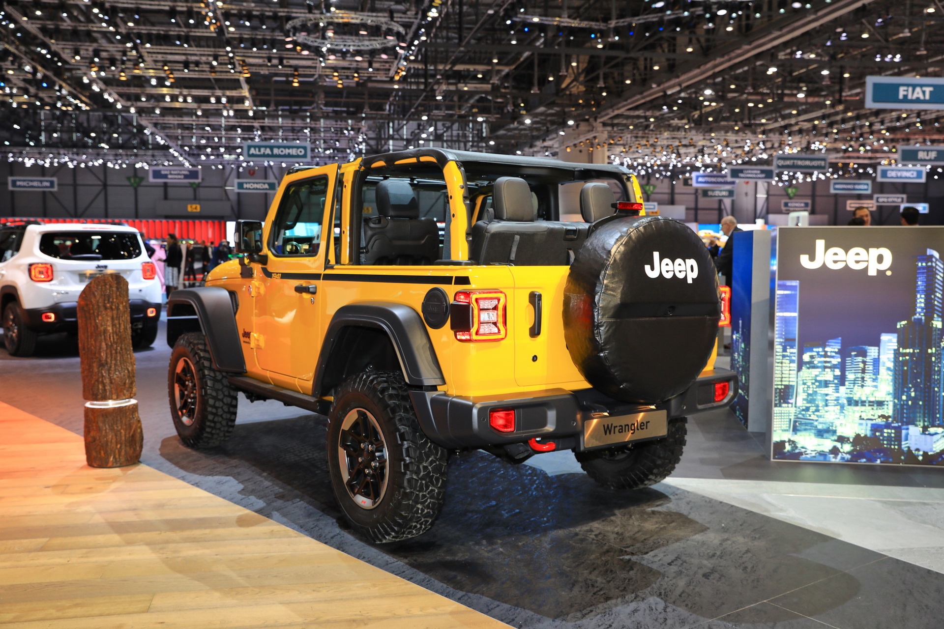 mopar jeep wrangler rubicon 1941 livepics 8 Jeep Wrangler Rubicon 1941 Can (Almost) Be Your Yellow Submarine