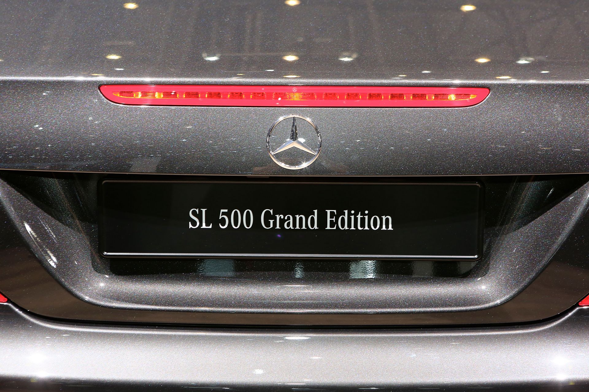 Mercedes-SL-Grand-Edition-8 2020 Mercedes-Benz SL 500 Grand Edition Is For The Classy Buyer