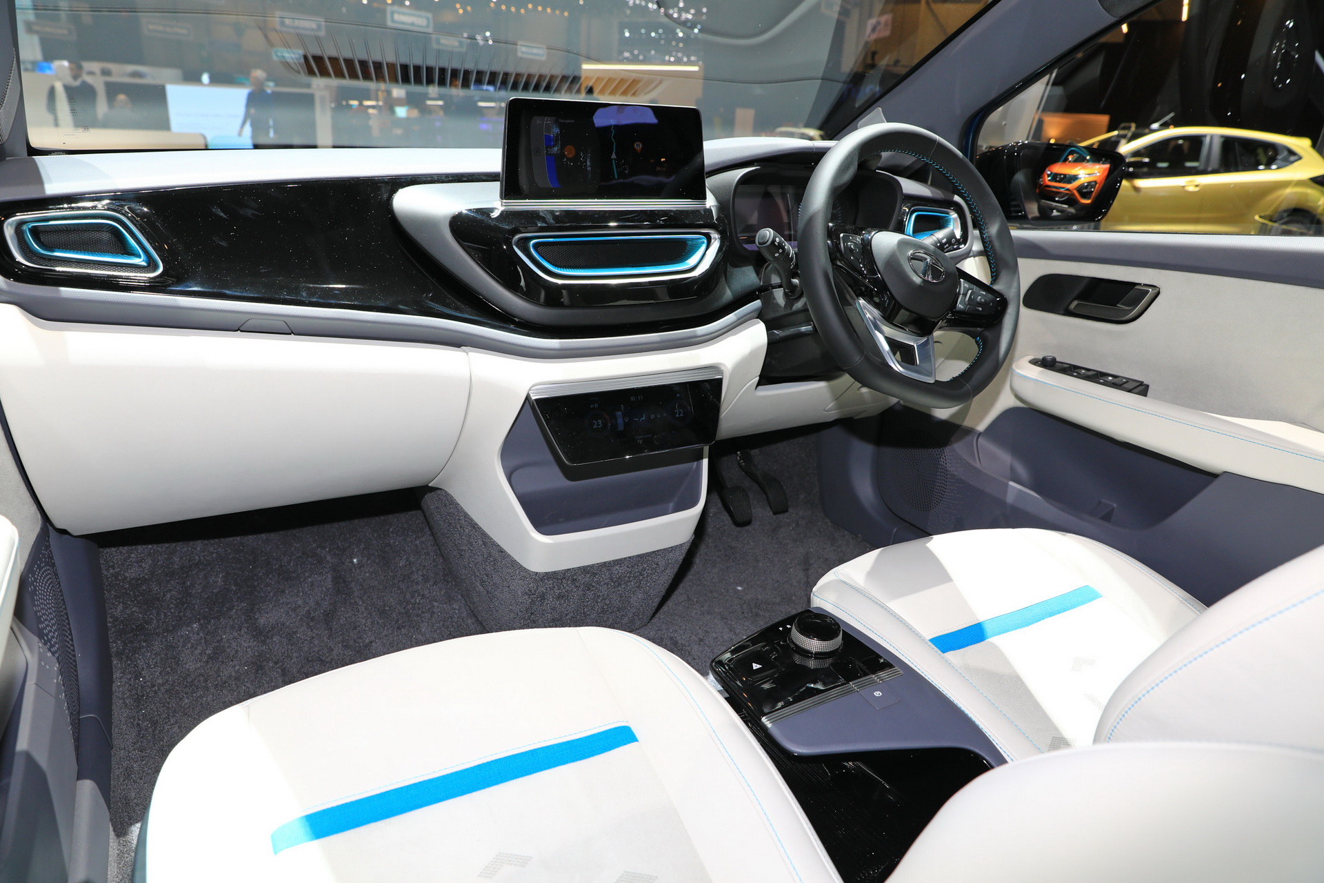 tata unveils altroz in geneva 9 Tata Motors Unveils Altroz Supermini And H2X Concept