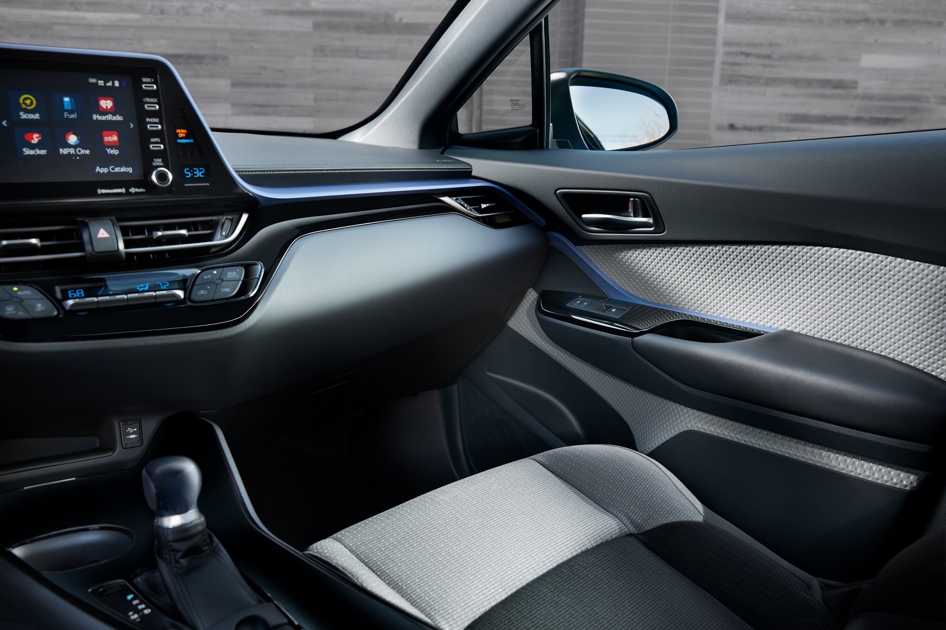 2019-Toyota-C-HR-5 2019 Toyota C-HR Gets Significant Price Cut, But No Optional All-Wheel Drive