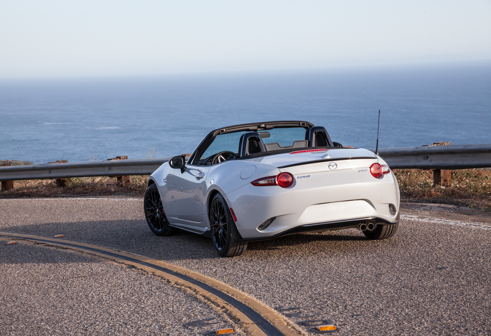 2019 mazda mx-5 2 Mazda MX-5, Fiat 124 Spider And Chrysler Pacifica Recalled In The U.S.
