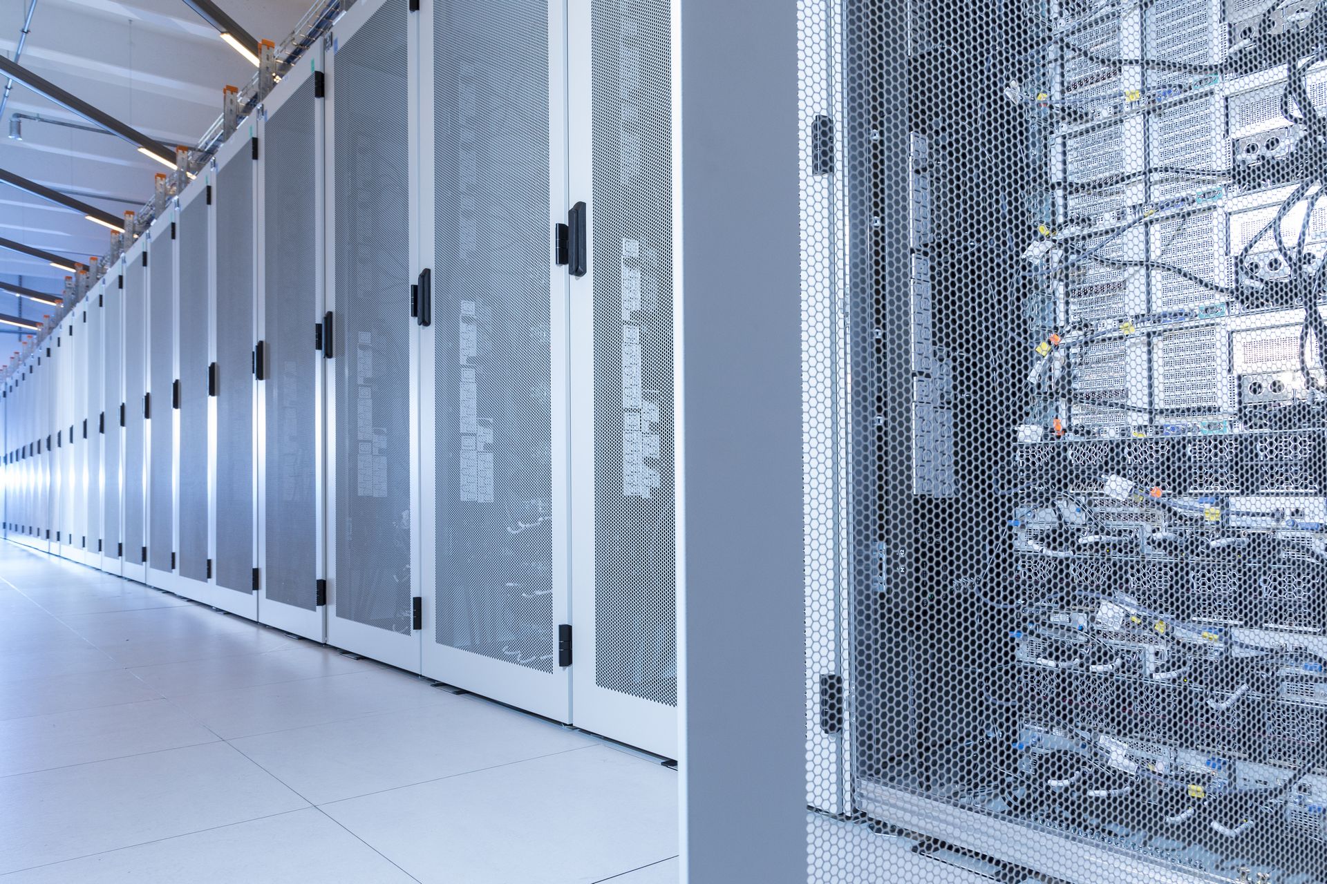 BMW-Autonomous-3 BMW Finds A Spooky Way To Promote Autonomous Driving