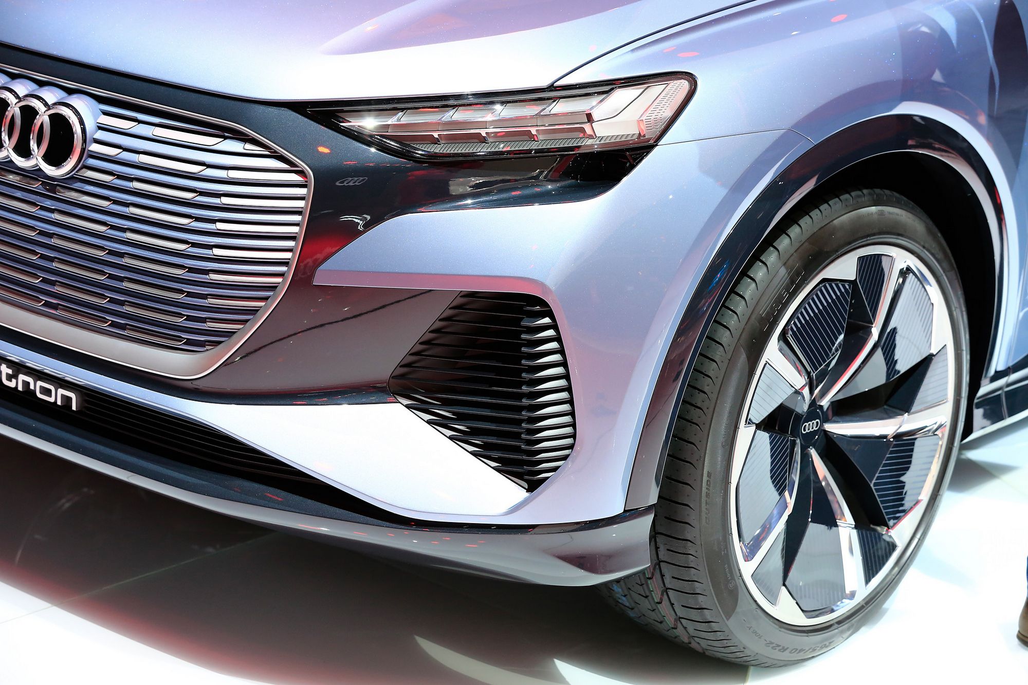 Audi-Q4-e-tron-Concept-2 Audi Q4 e-Tron Concept Previews Upcoming All-Electric Compact SUV