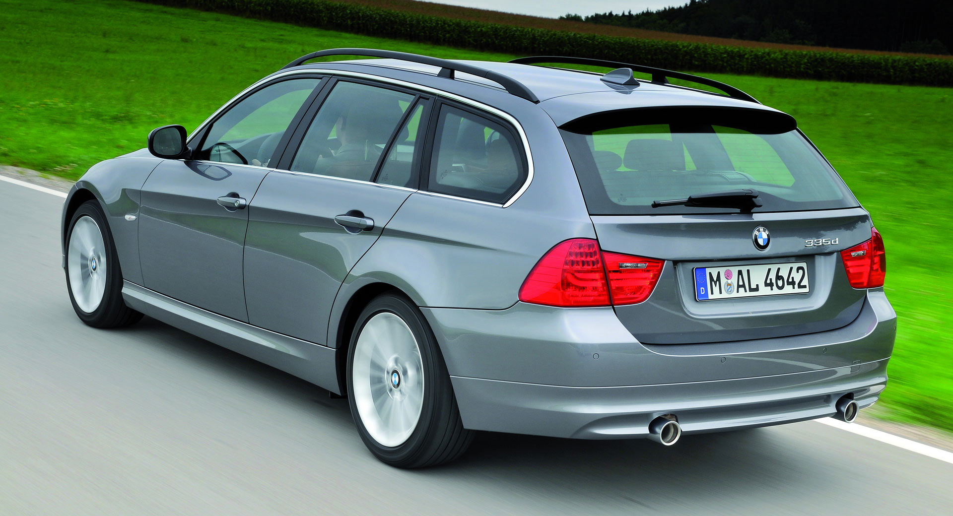 BMW-335d-00 Top 5 Most Special BMW 3-Series Models That Are Not M3s