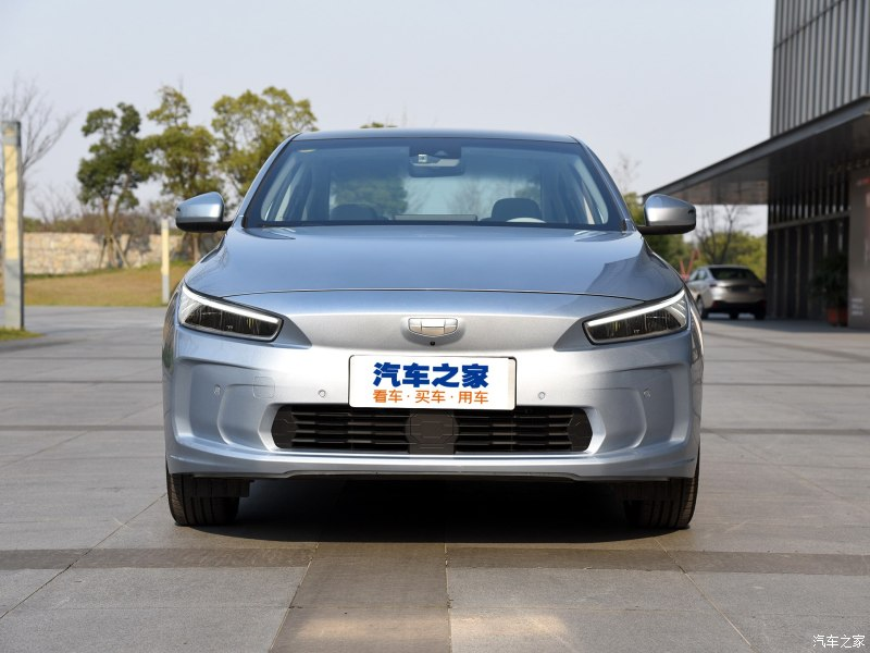 Geely-GE11-3 Geely GE11 Electric Sedan Could Help The Brand Expand In Foreign Markets