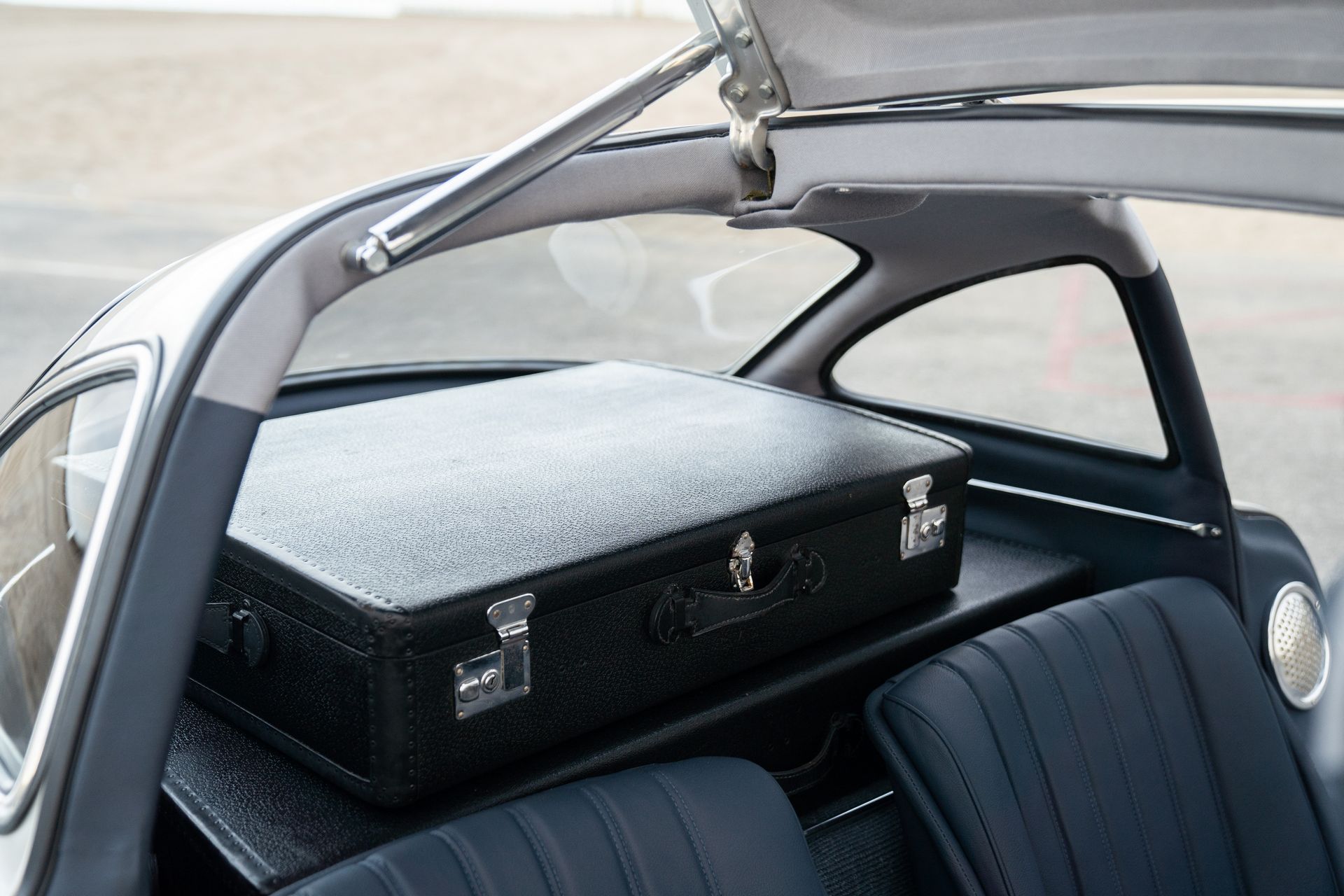 1955-Mercedes-Benz-300SL-26 Maroon 5’s Adam Levine Auctioning Off His Mercedes-Benz 300 SL Gullwing