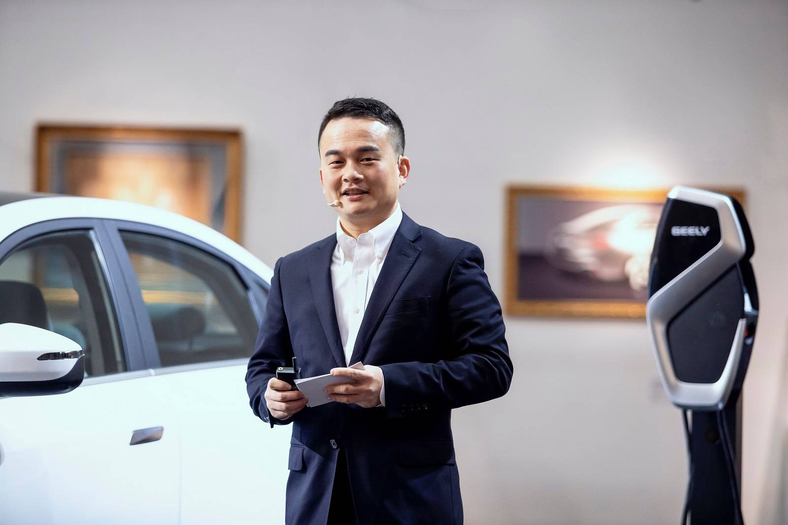 Geely GE11 global electric sedan 2 Geely GE11 Global EV Officially Previewed, Reveals High-Tech Interior