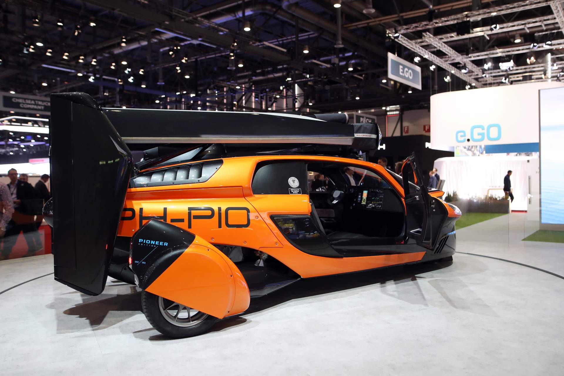 PAL-V Liberty Pioneer Edition 1 PAL-V Liberty Pioneer Edition Flying Car Will Set You Back $599,000