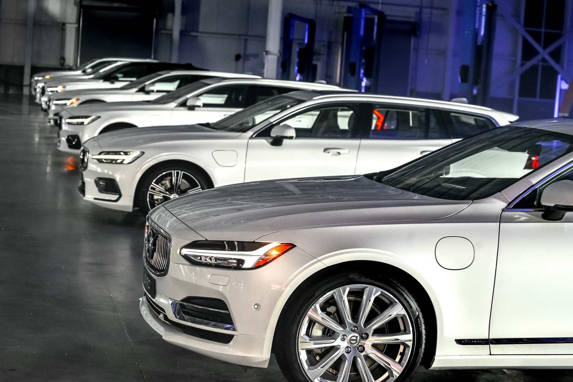 Volvo-Group-shot-03 Volvo To Fit All New Cars With 112 MPH Speed Limiter From 2020