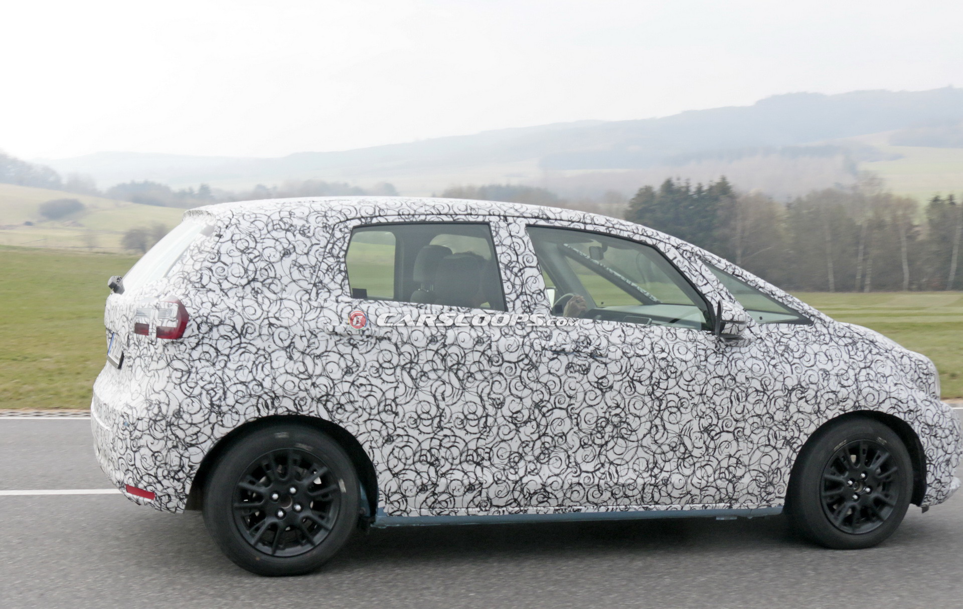 2020 Honda Jazz - Fit 19 2020 Honda Fit / Jazz Spied In Standard And Crossover Trims, Shows Off New Interior