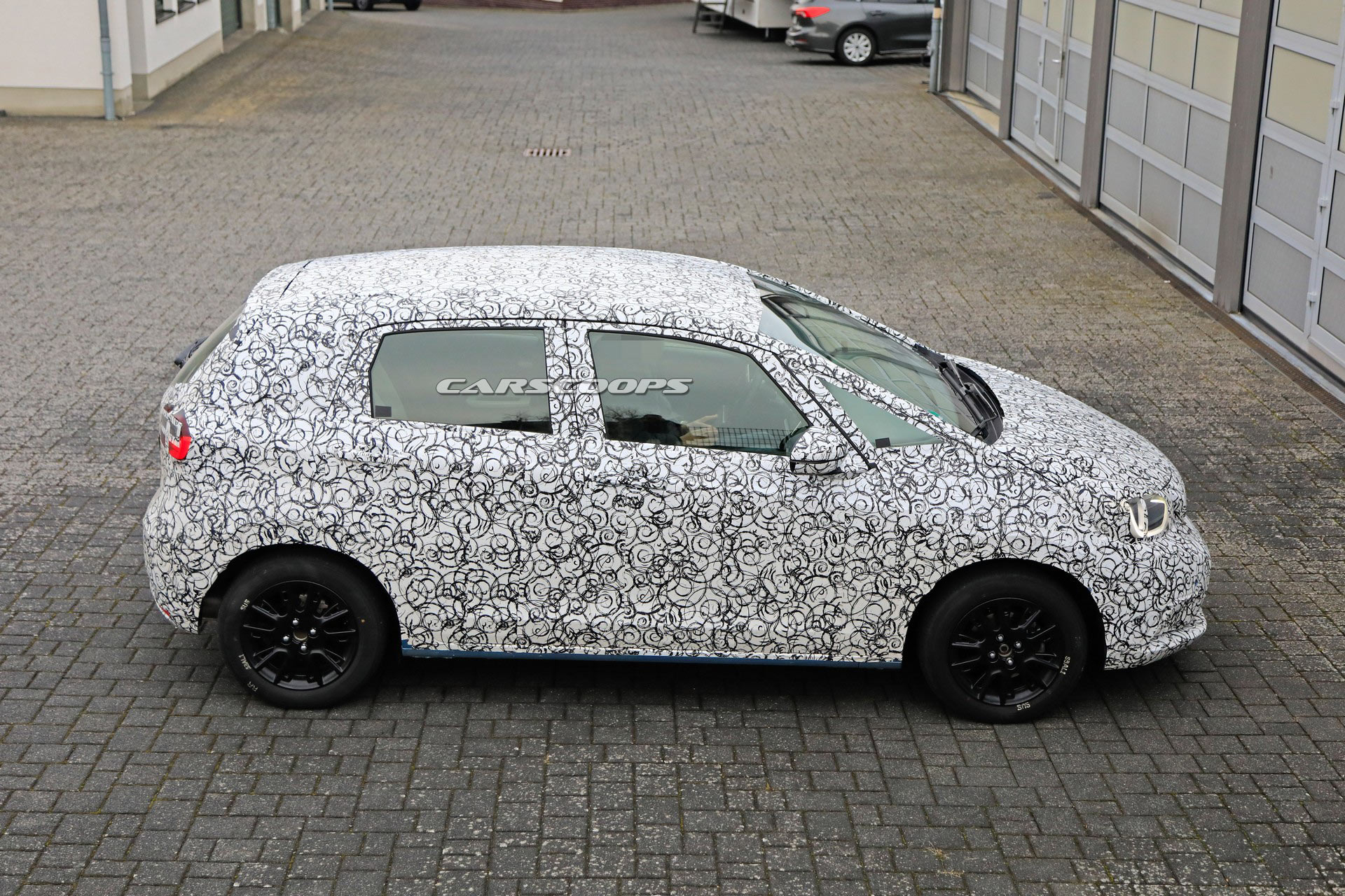 2020-Honda-Fit-24 2020 Honda Fit / Jazz Spied In Standard And Crossover Trims, Shows Off New Interior