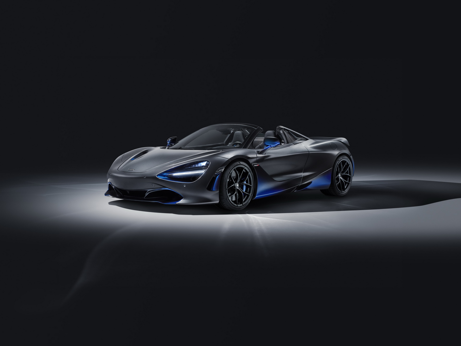 mclaren 720s spider mso geneva 1 McLaren MSO Unveils 720S Spider With Unique Tri-Tone Color Scheme