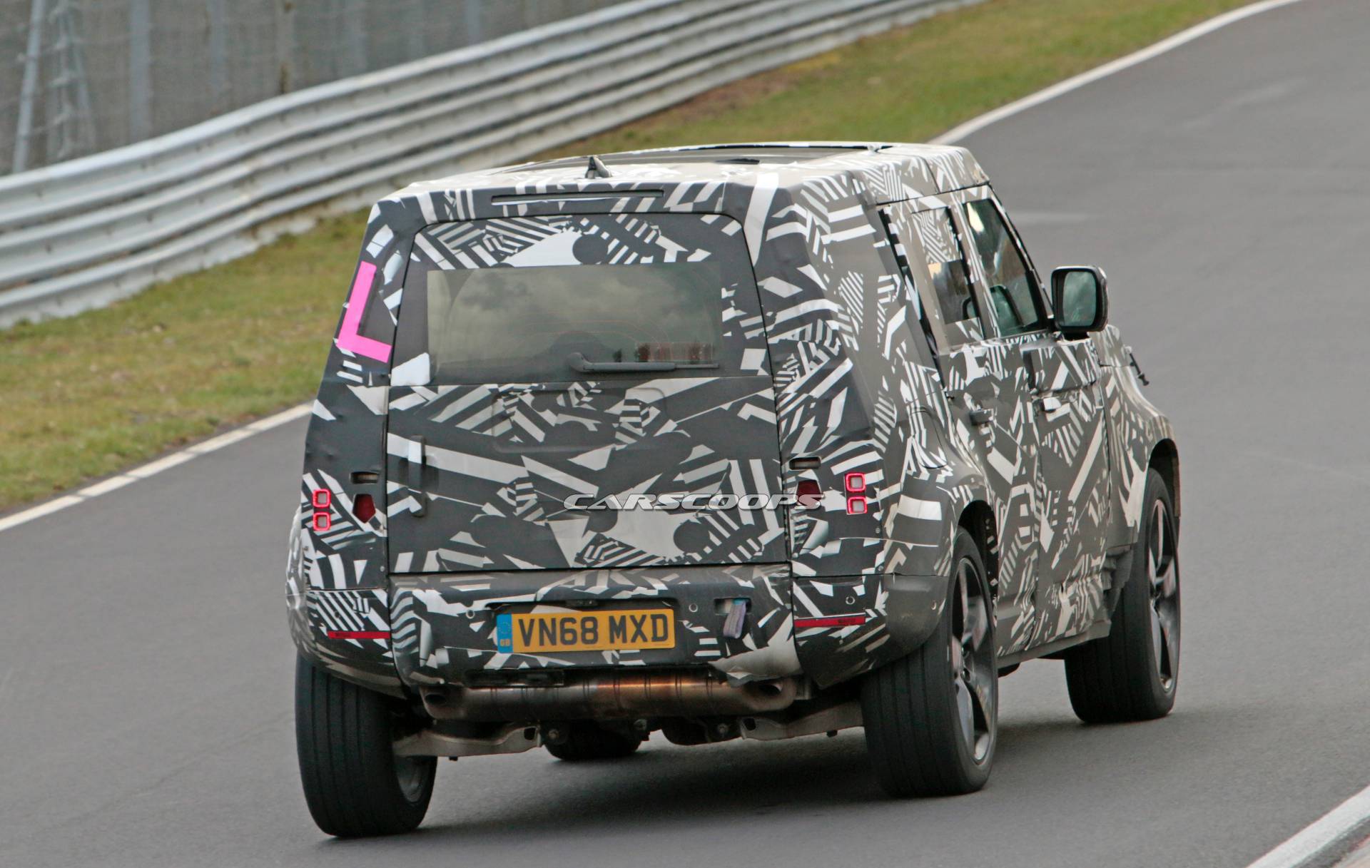2020 Land Rover Defender spy shots at the Nurburgring 29 2020 Land Rover Defender 110 Polishing Its Road Manners At The ‘Ring