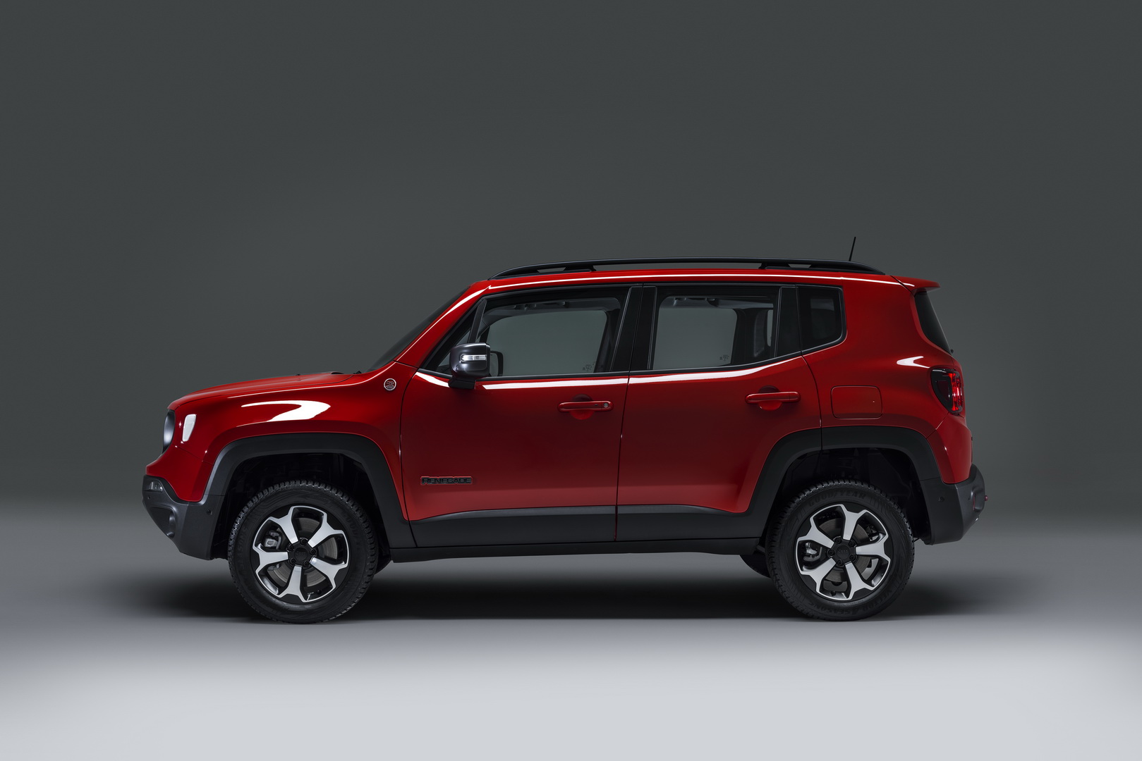 2019 jeep renegade phev 2 New Jeep Renegade And Compass Plug-In Hybrids With Up To 237HP