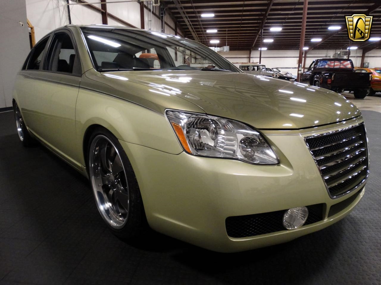 Toyota-Avalon-SEMA-8 This 2005 Toyota Avalon SEMA Concept Will Make Your Grandparents The Coolest Kids On The Block
